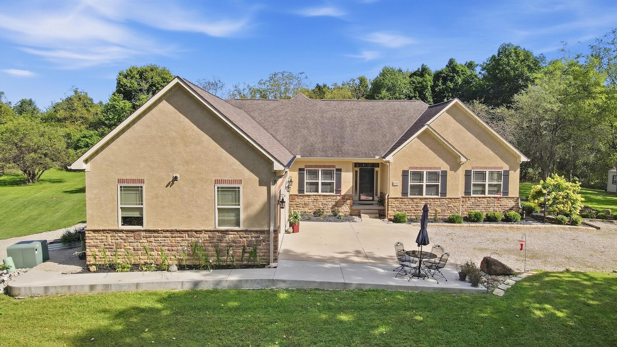 6147 Africa Road Property Photo 4