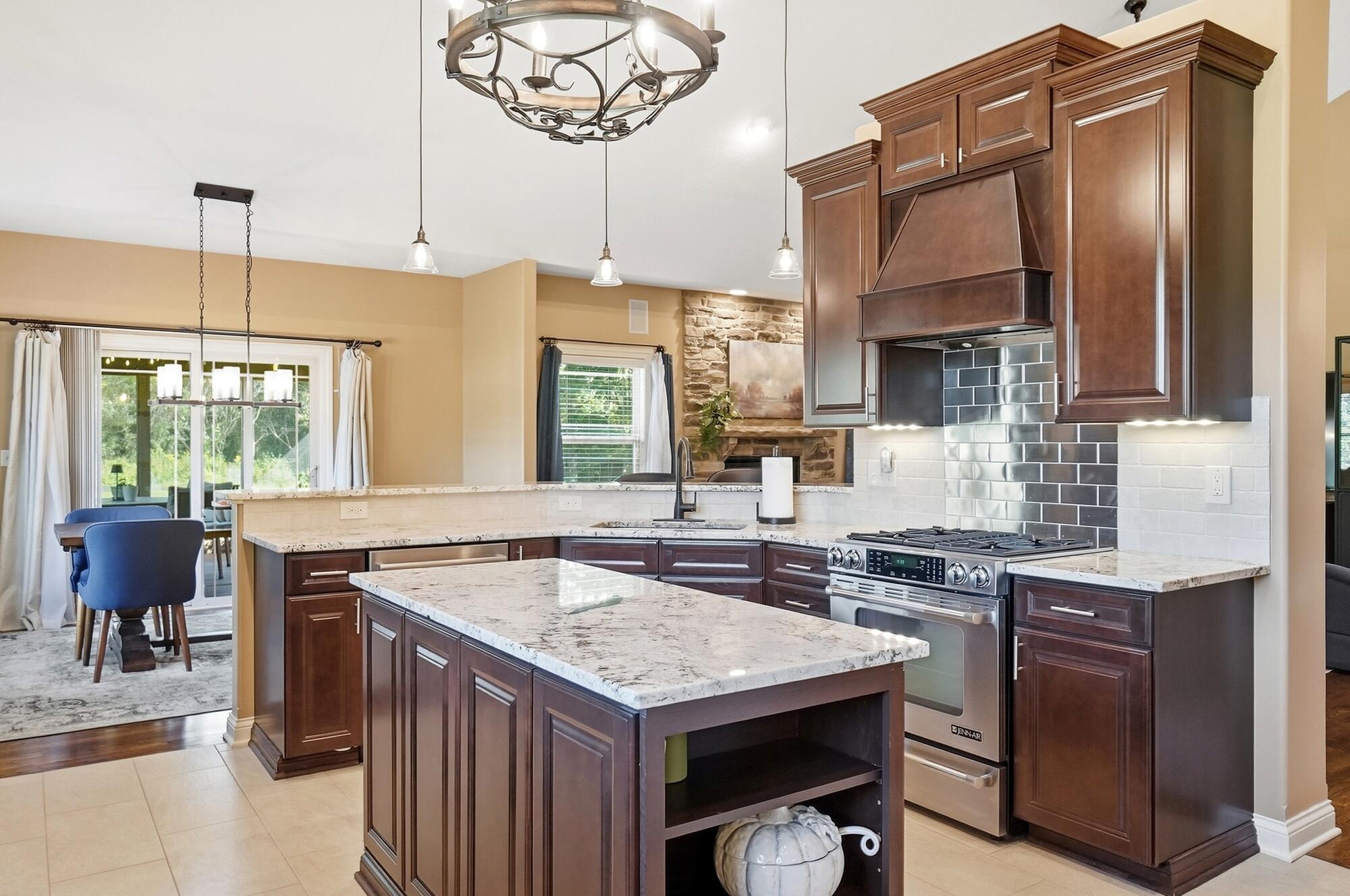6147 Africa Road Property Photo 17
