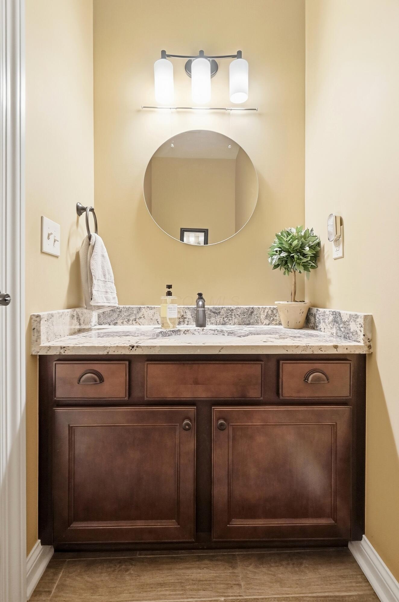 6147 Africa Road Property Photo 26