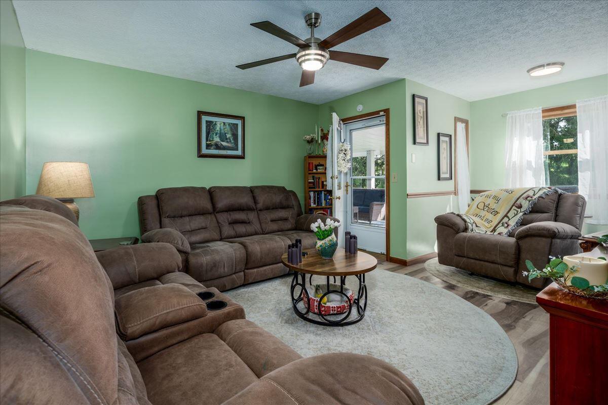 377 Lawnwood Drive Property Photo 17