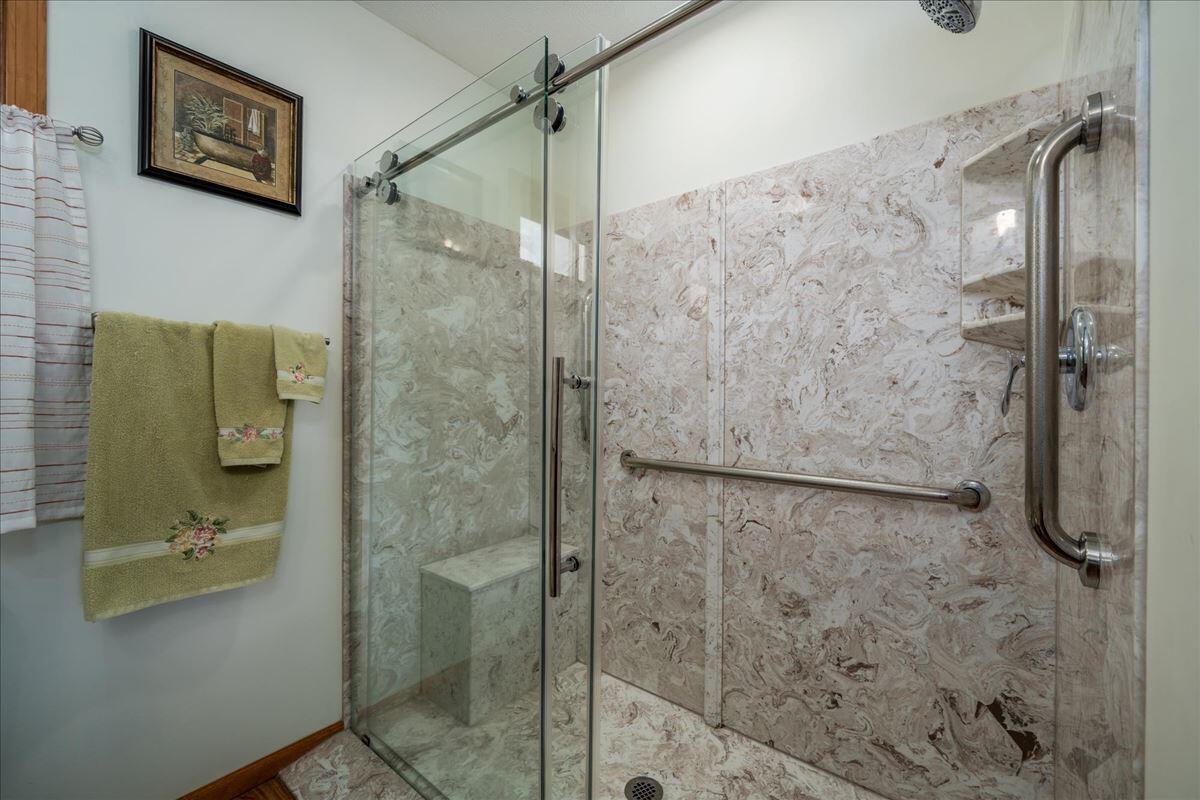 377 Lawnwood Drive Property Photo 23