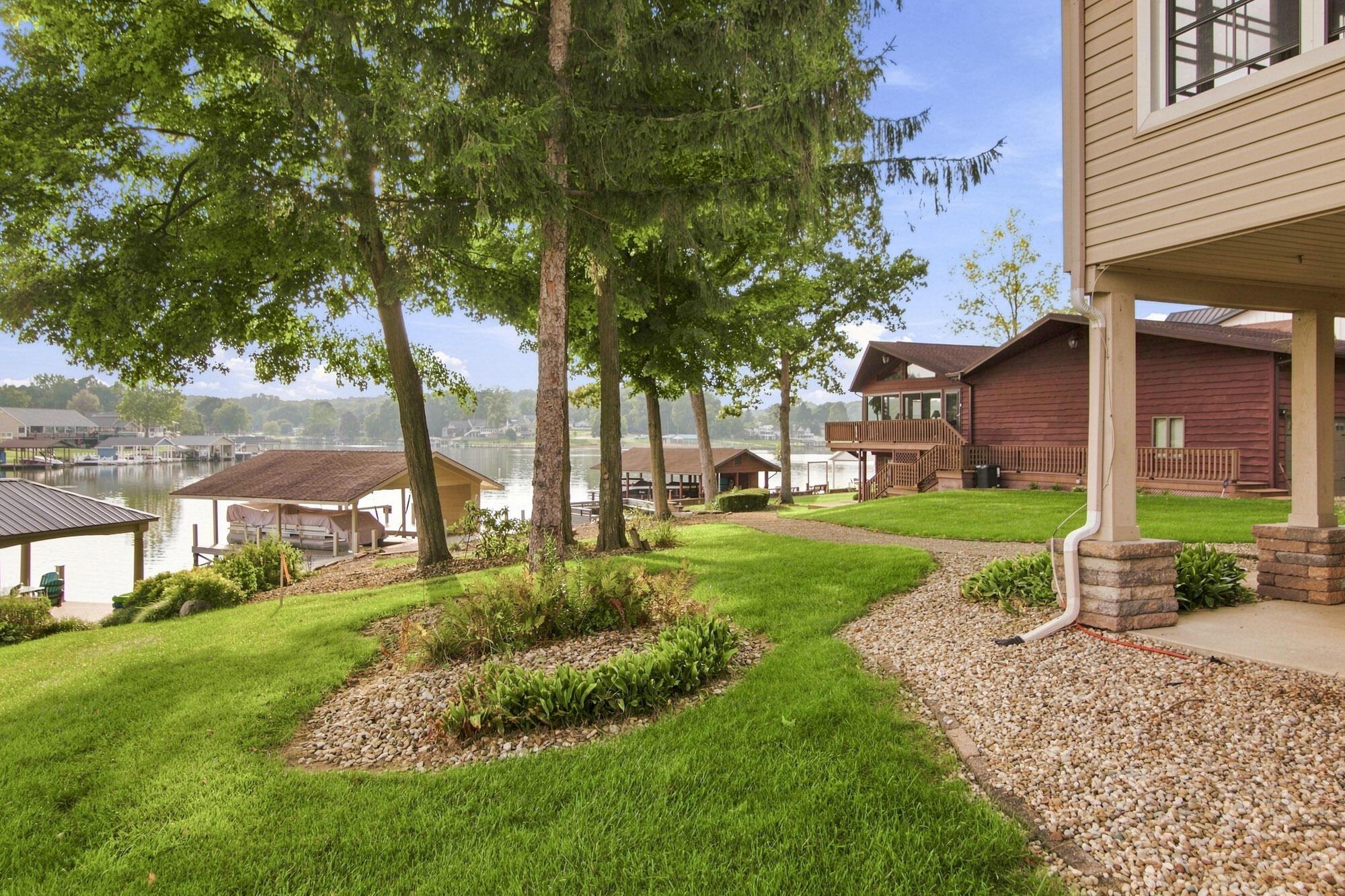 4045 Apple Valley Drive Property Photo 38