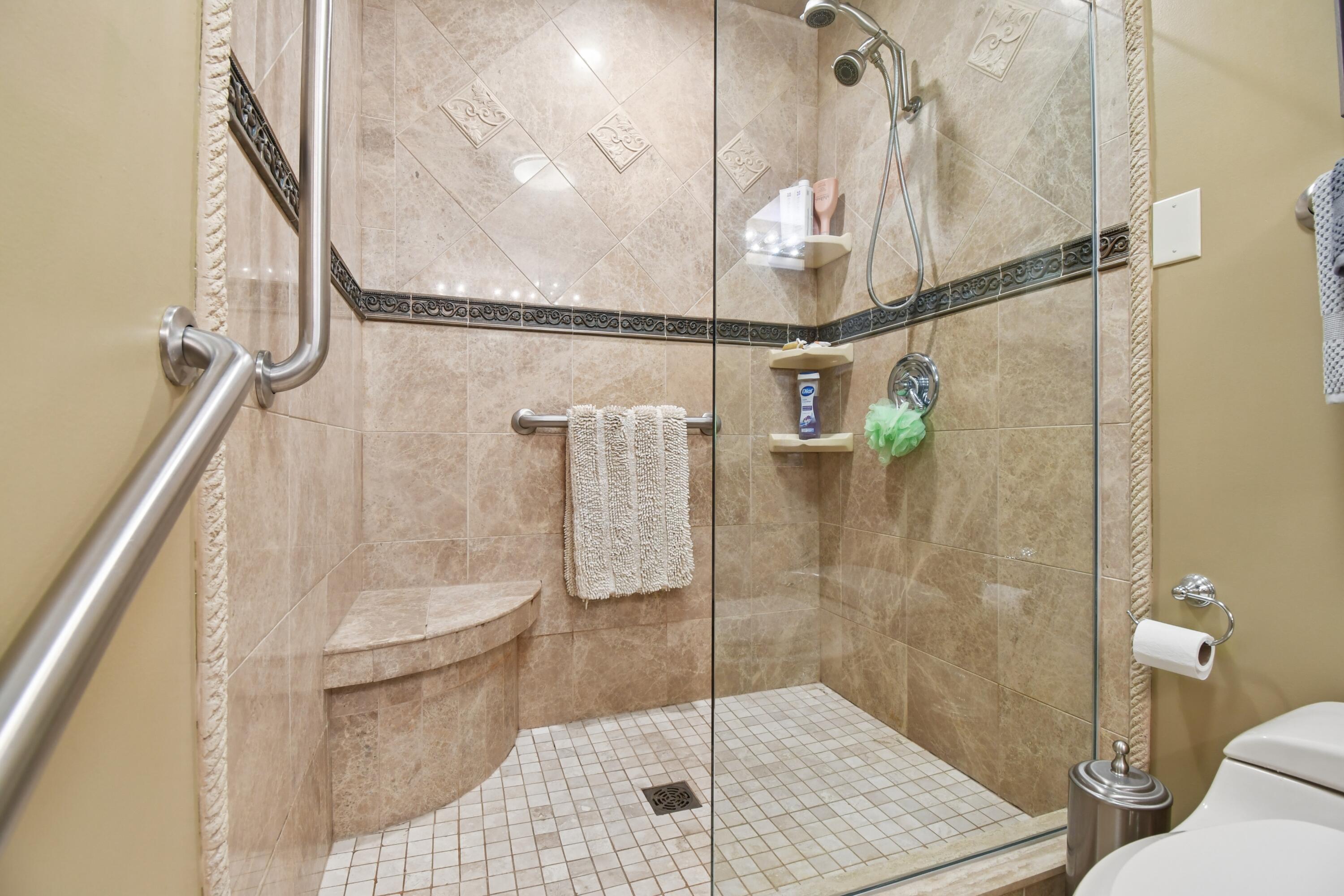 819 Briarhill Drive Property Photo 21