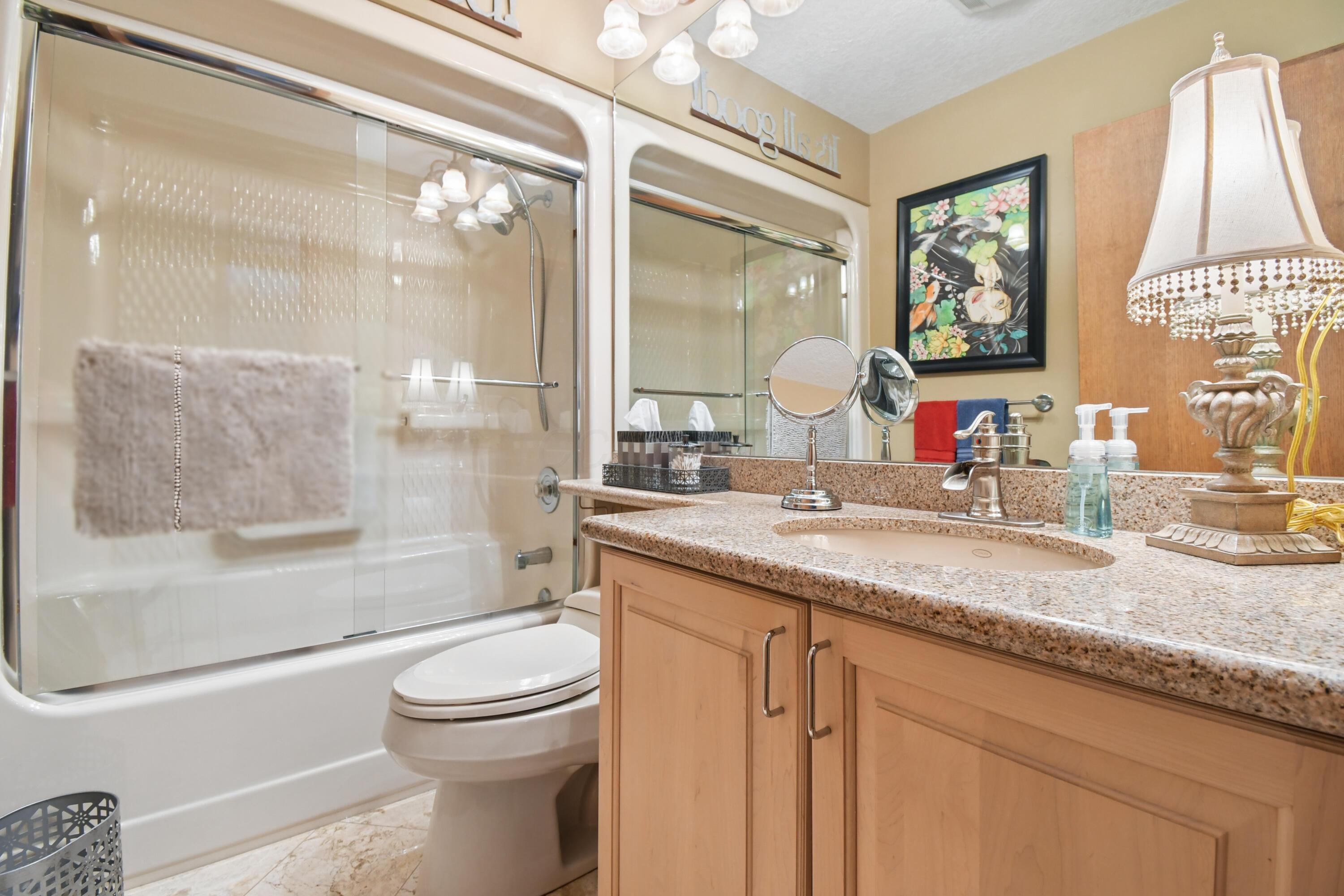 819 Briarhill Drive Property Photo 24