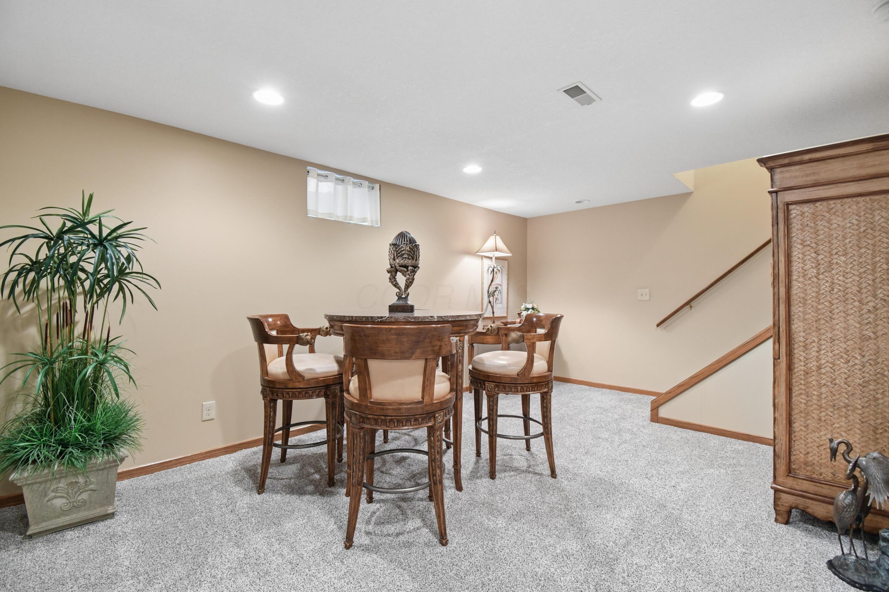 819 Briarhill Drive Property Photo 27