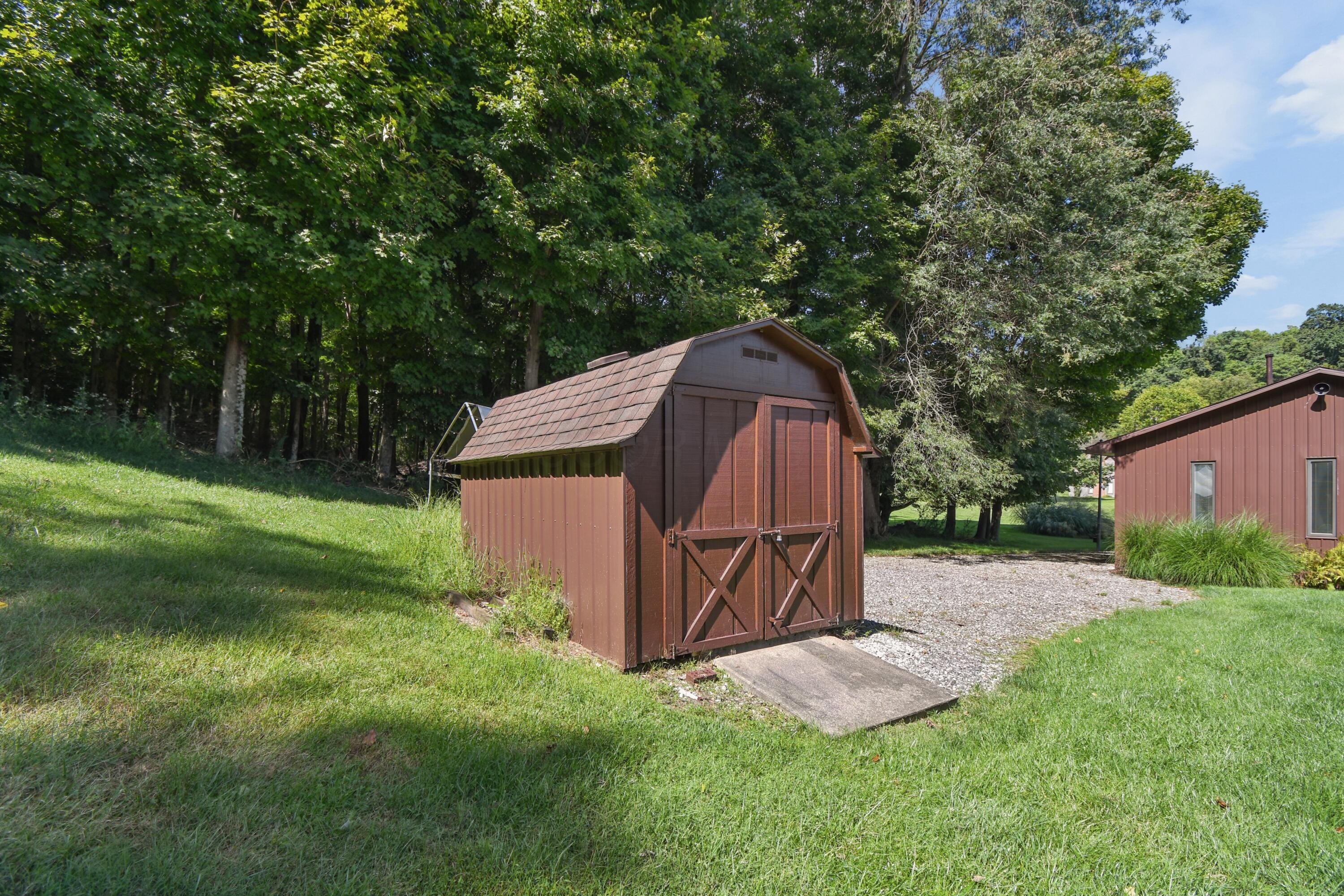 819 Briarhill Drive Property Photo 42