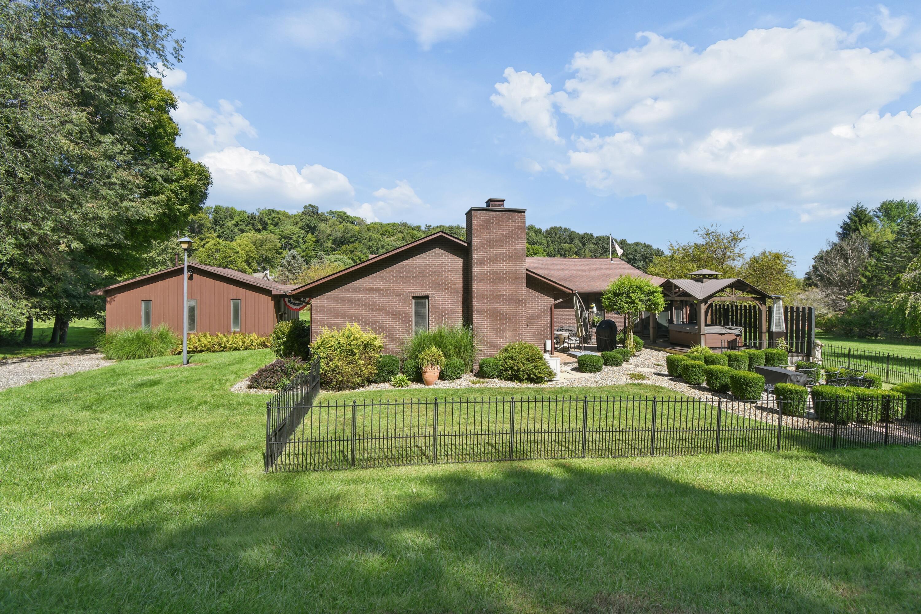 819 Briarhill Drive Property Photo 43