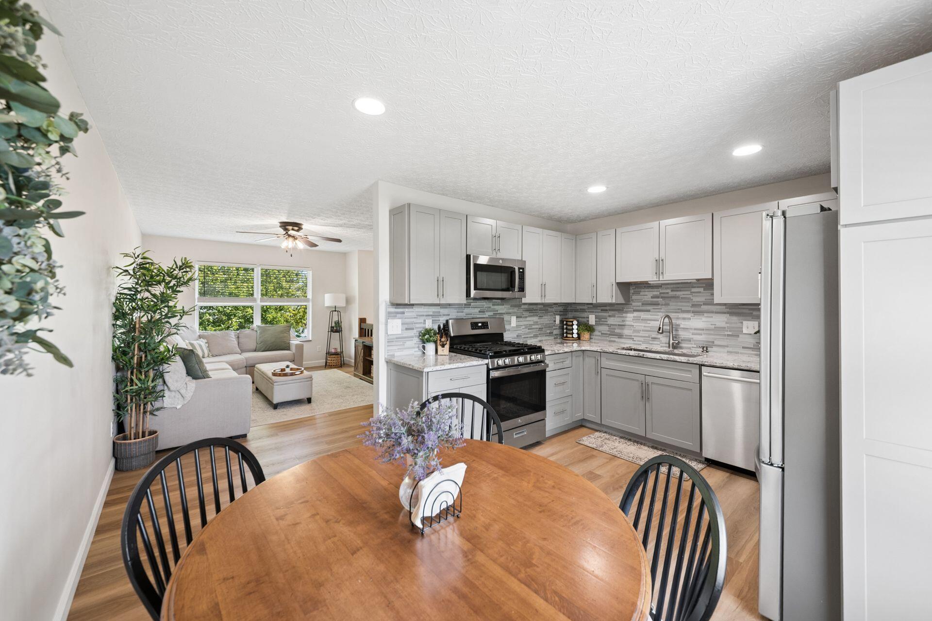 1868 Ashburn Drive Property Photo 14