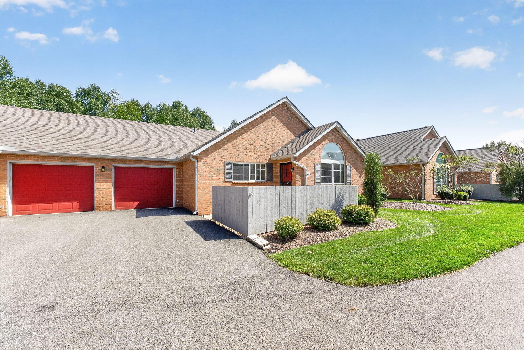 5740 Black Walnut Drive Property Photo 1