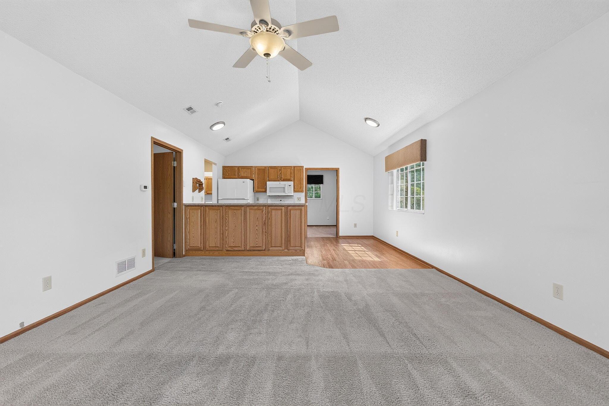 5740 Black Walnut Drive Property Photo 7