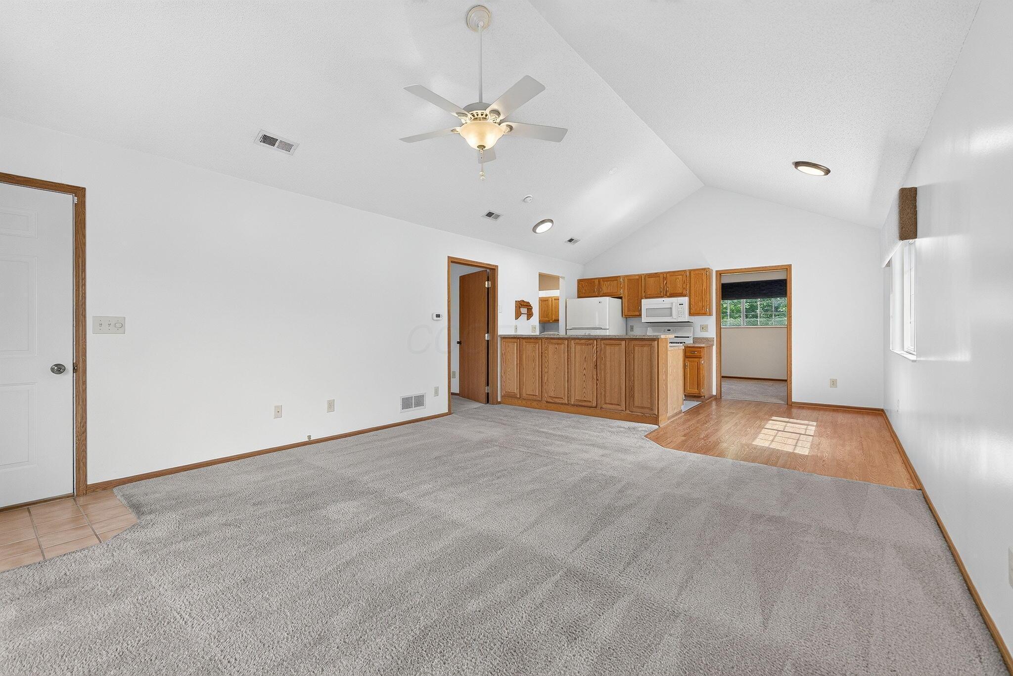 5740 Black Walnut Drive Property Photo 8