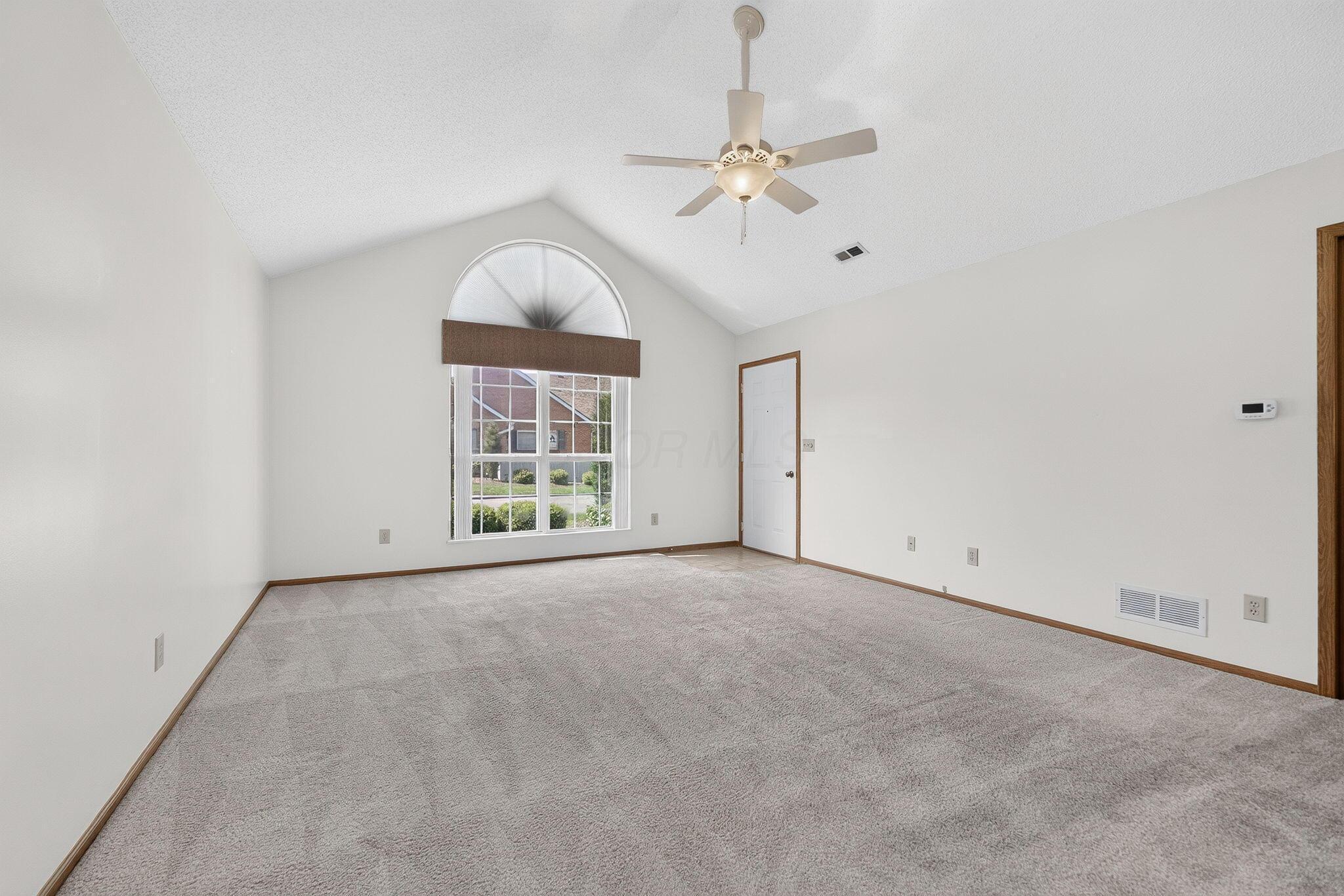 5740 Black Walnut Drive Property Photo 10