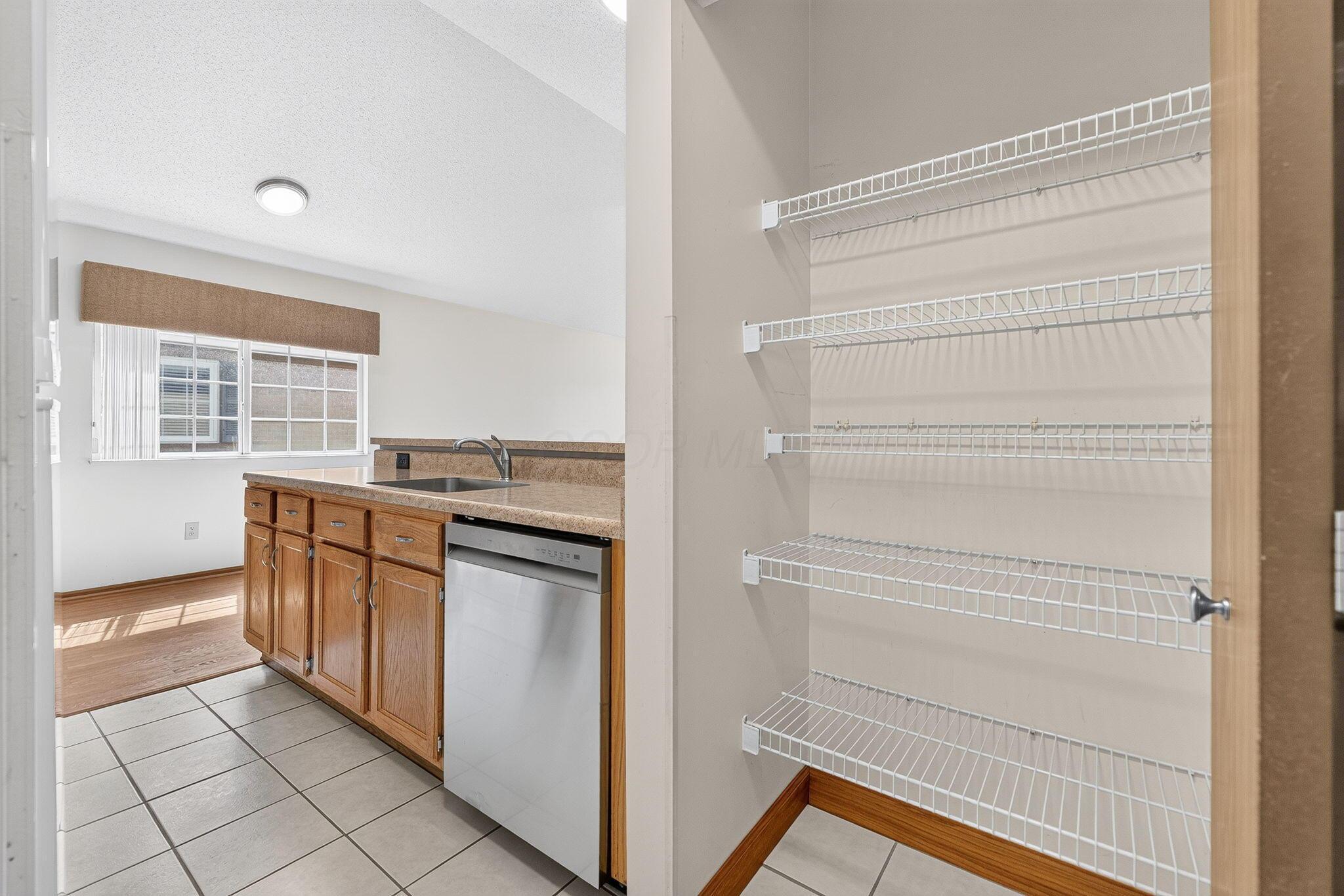 5740 Black Walnut Drive Property Photo 21