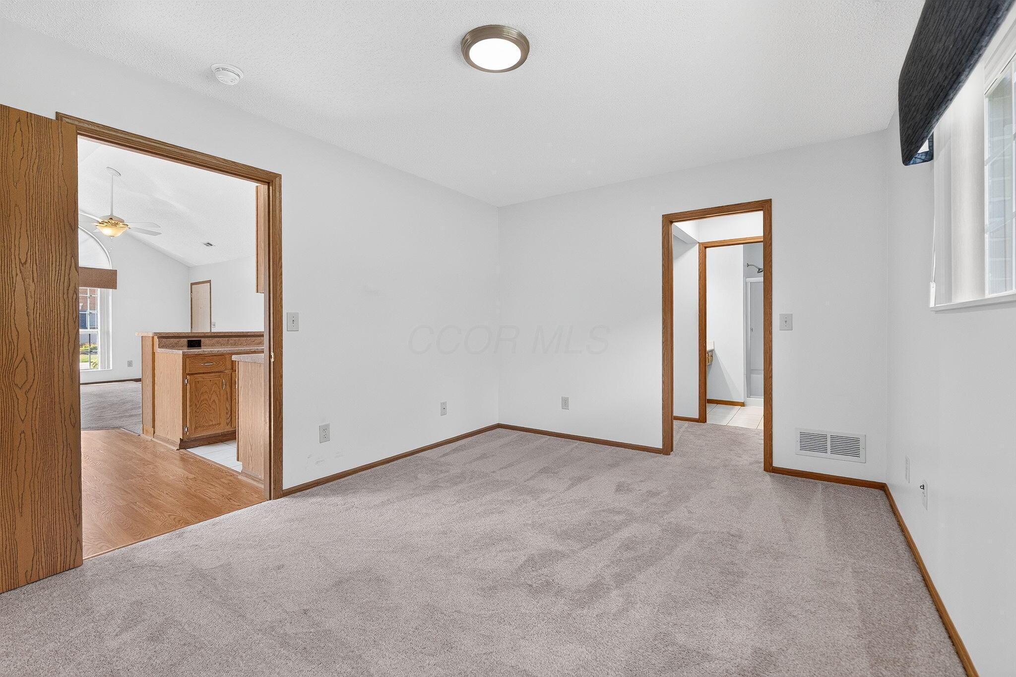 5740 Black Walnut Drive Property Photo 23