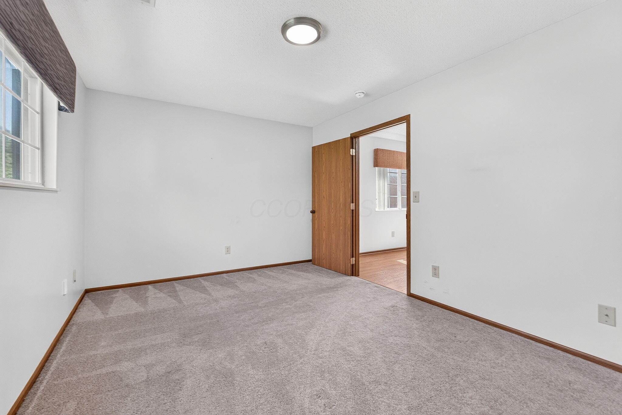 5740 Black Walnut Drive Property Photo 24