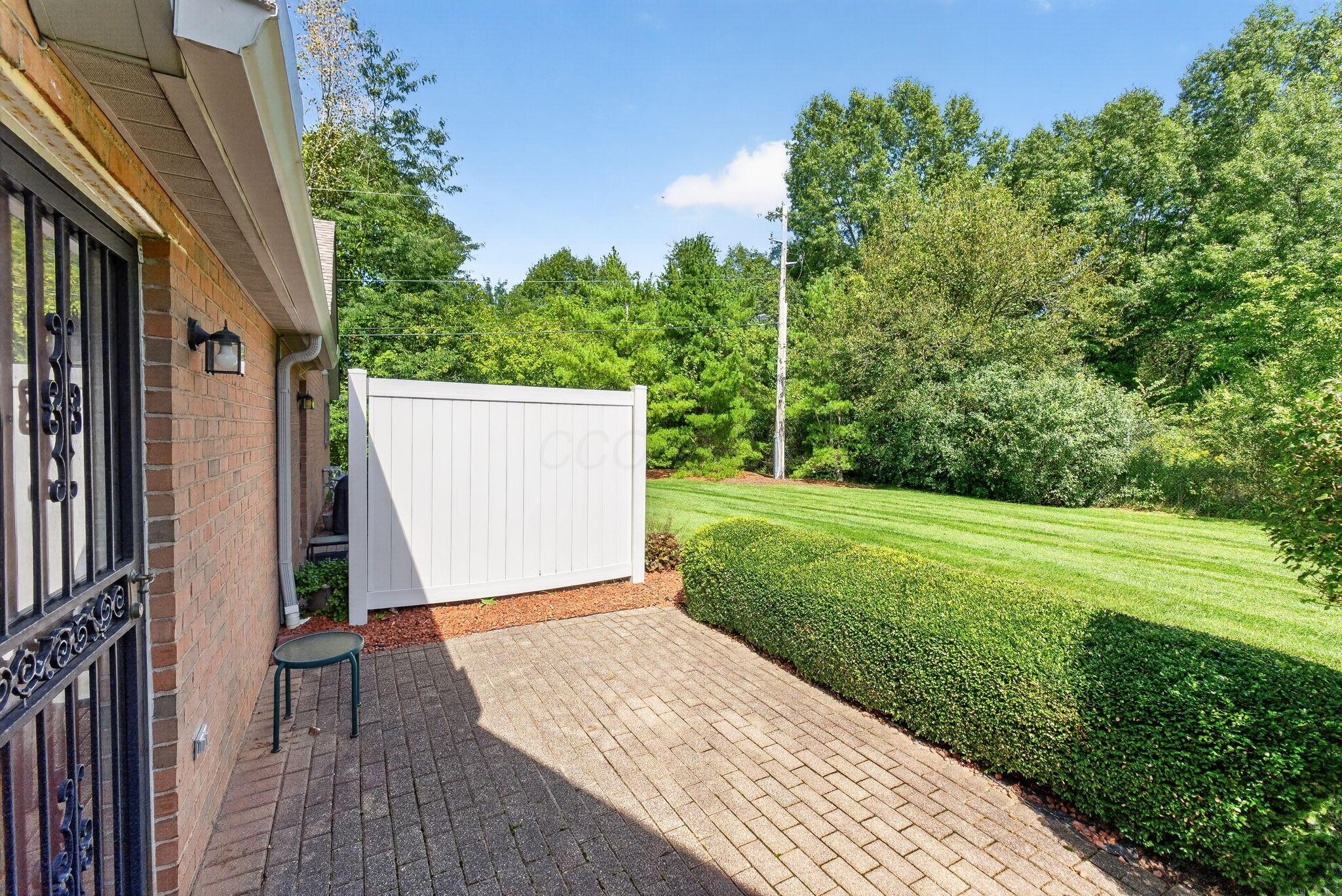 5740 Black Walnut Drive Property Photo 44