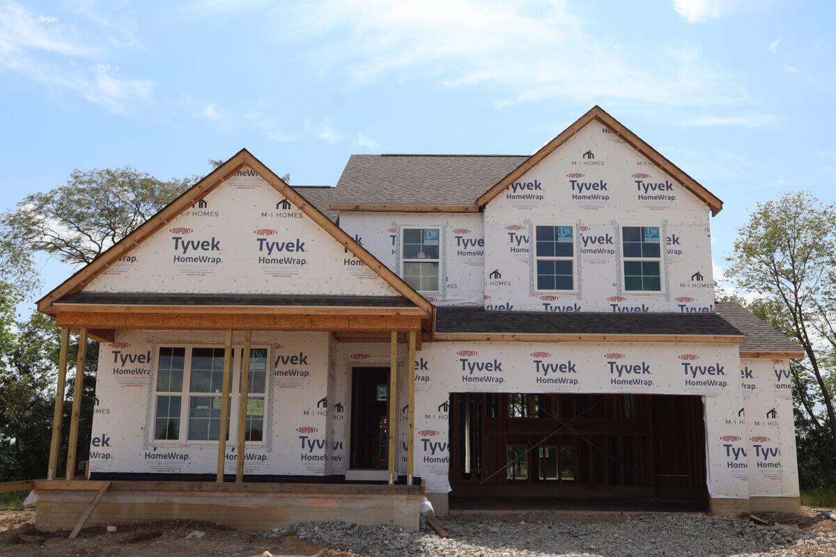 15 Englewood Road Property Photo 1