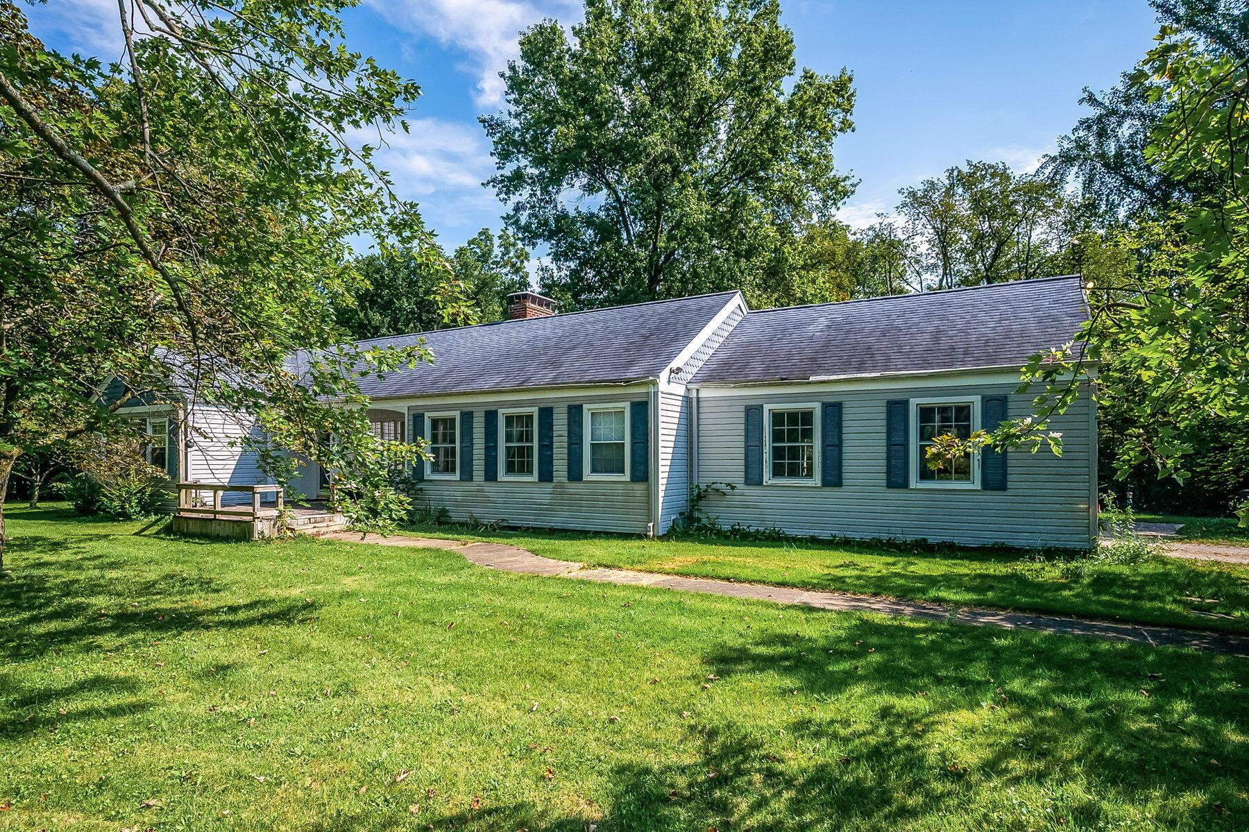 846 Whetstone River Road S Property Photo 1