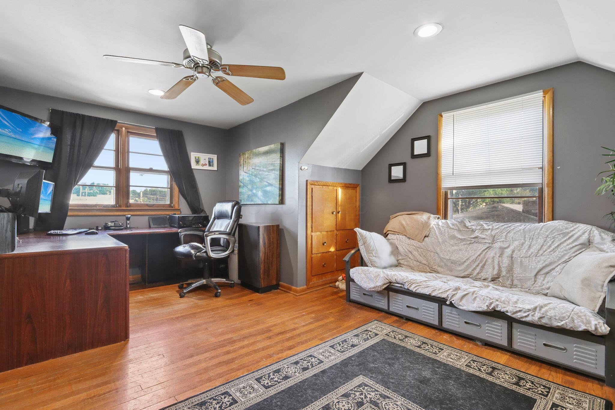 762 Ross Road Property Photo 17