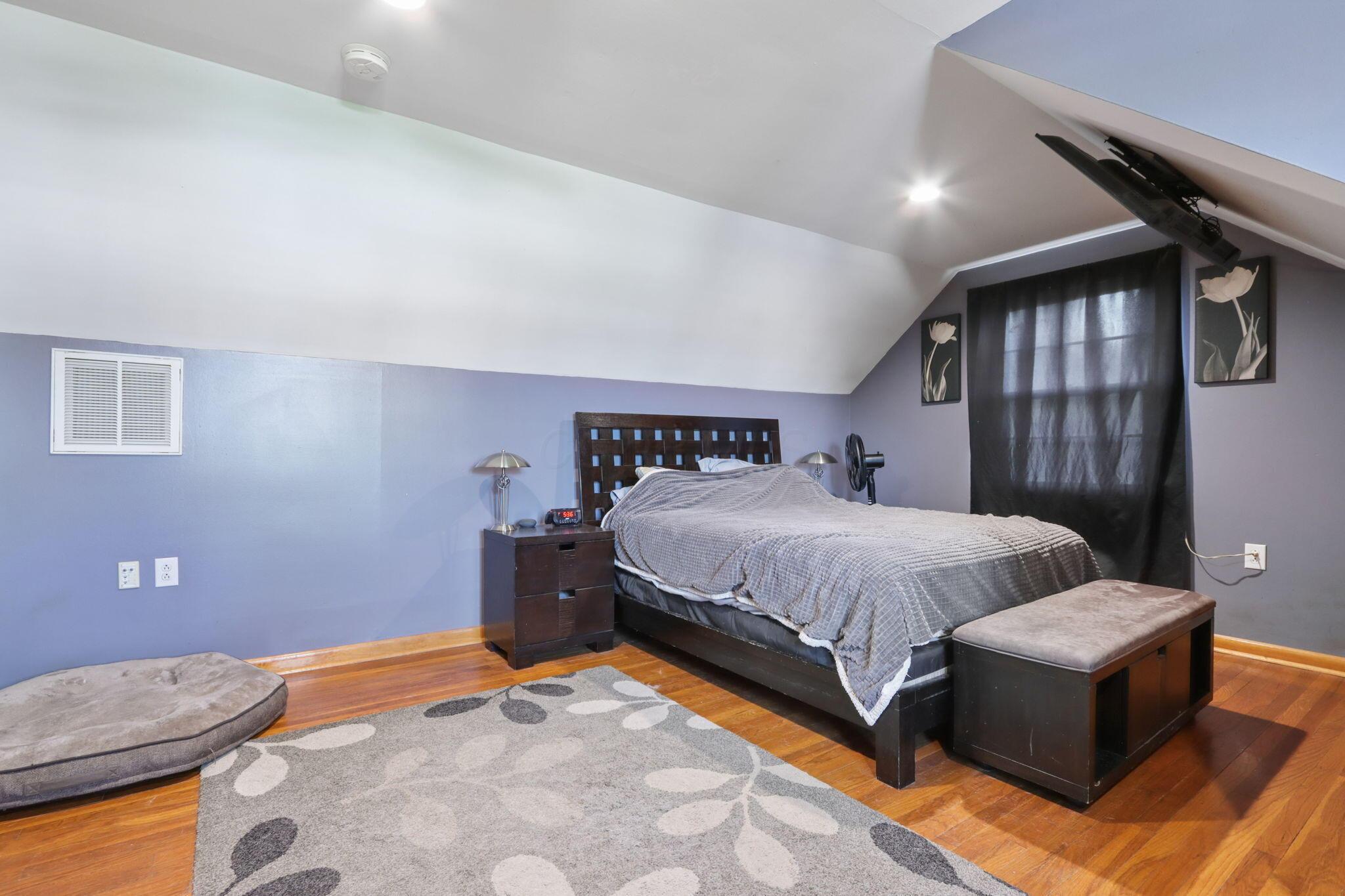 762 Ross Road Property Photo 20