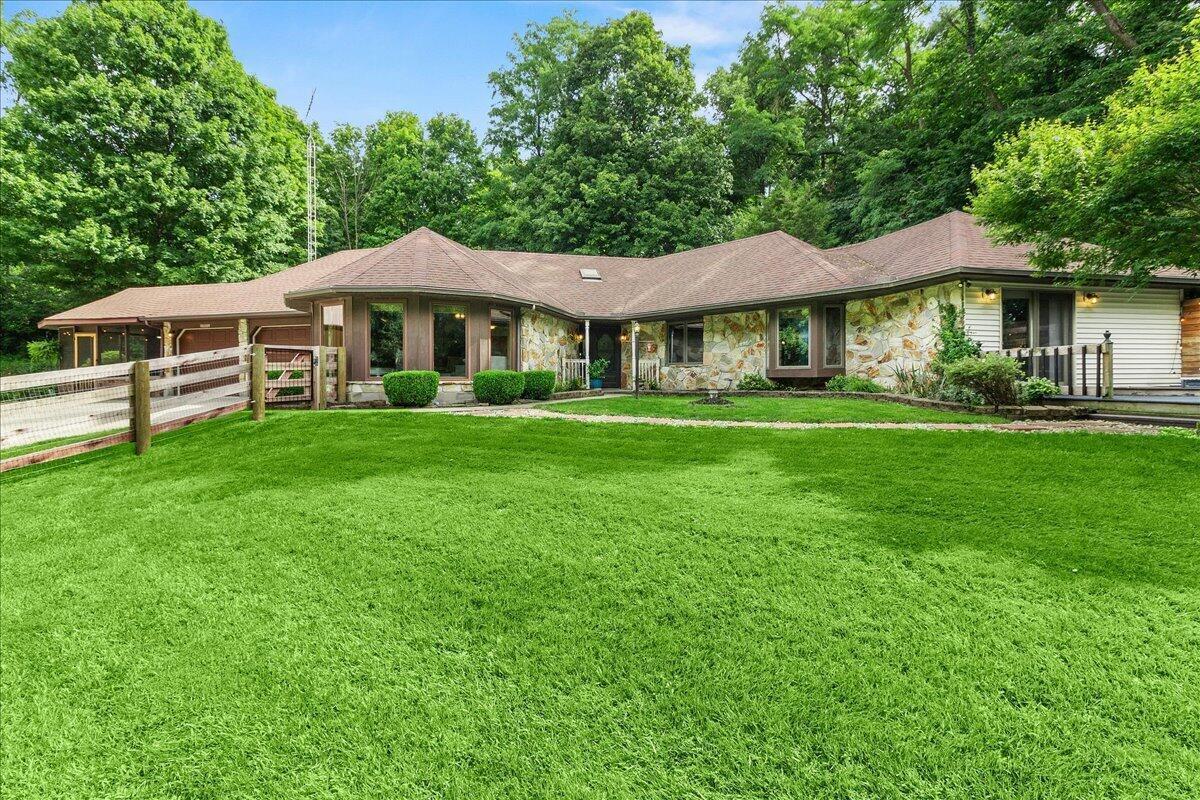 7056 Us Highway 36 Property Photo 1