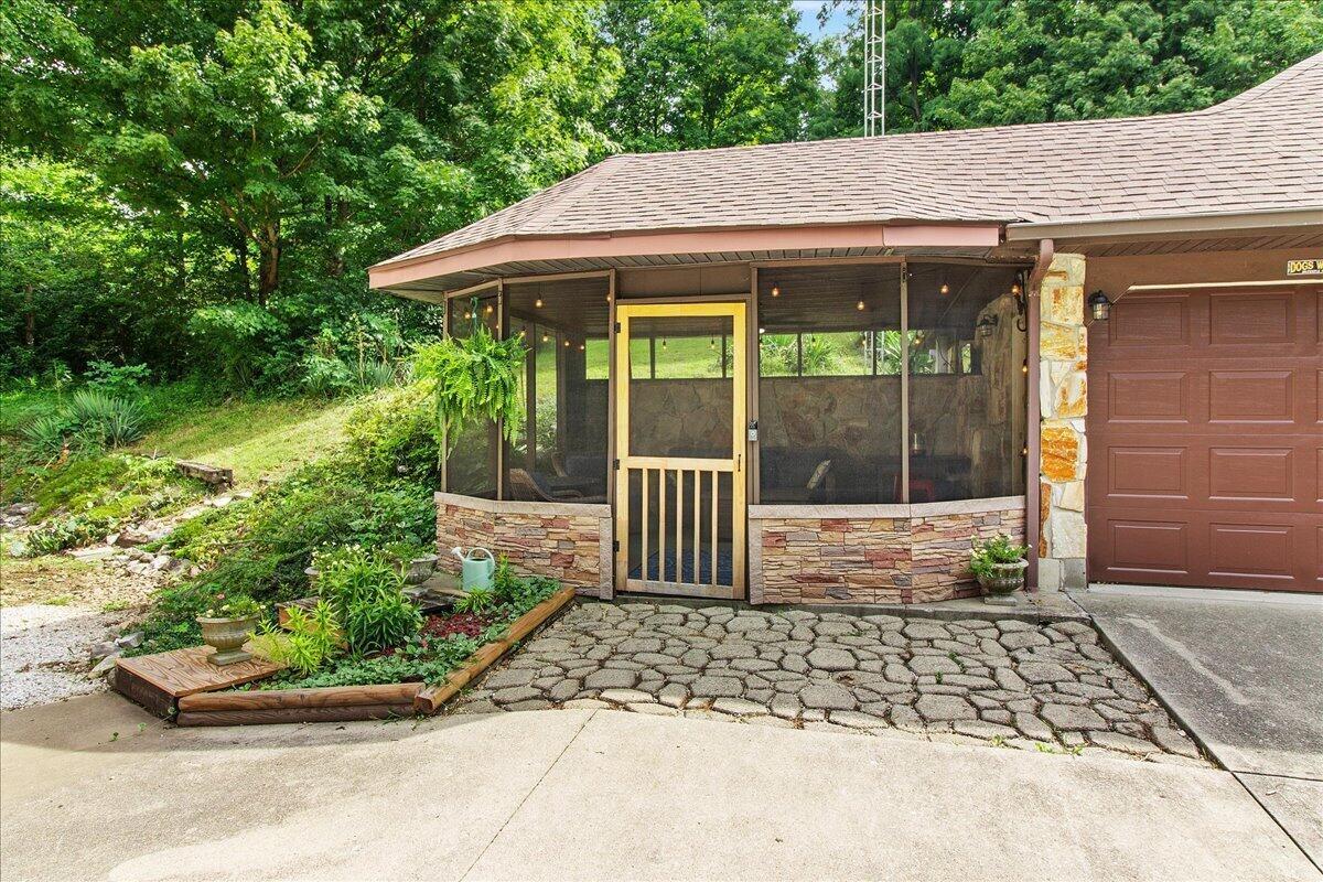 7056 Us Highway 36 Property Photo 32