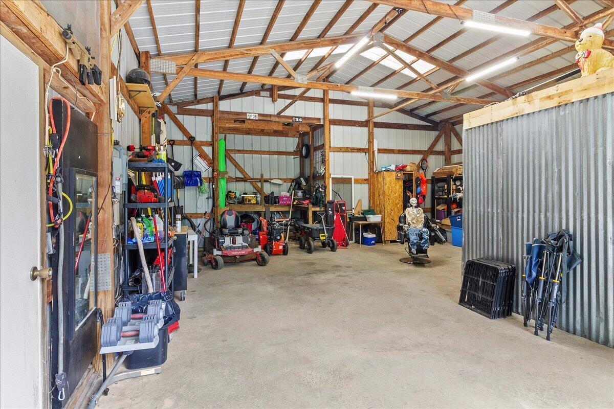 7056 Us Highway 36 Property Photo 41