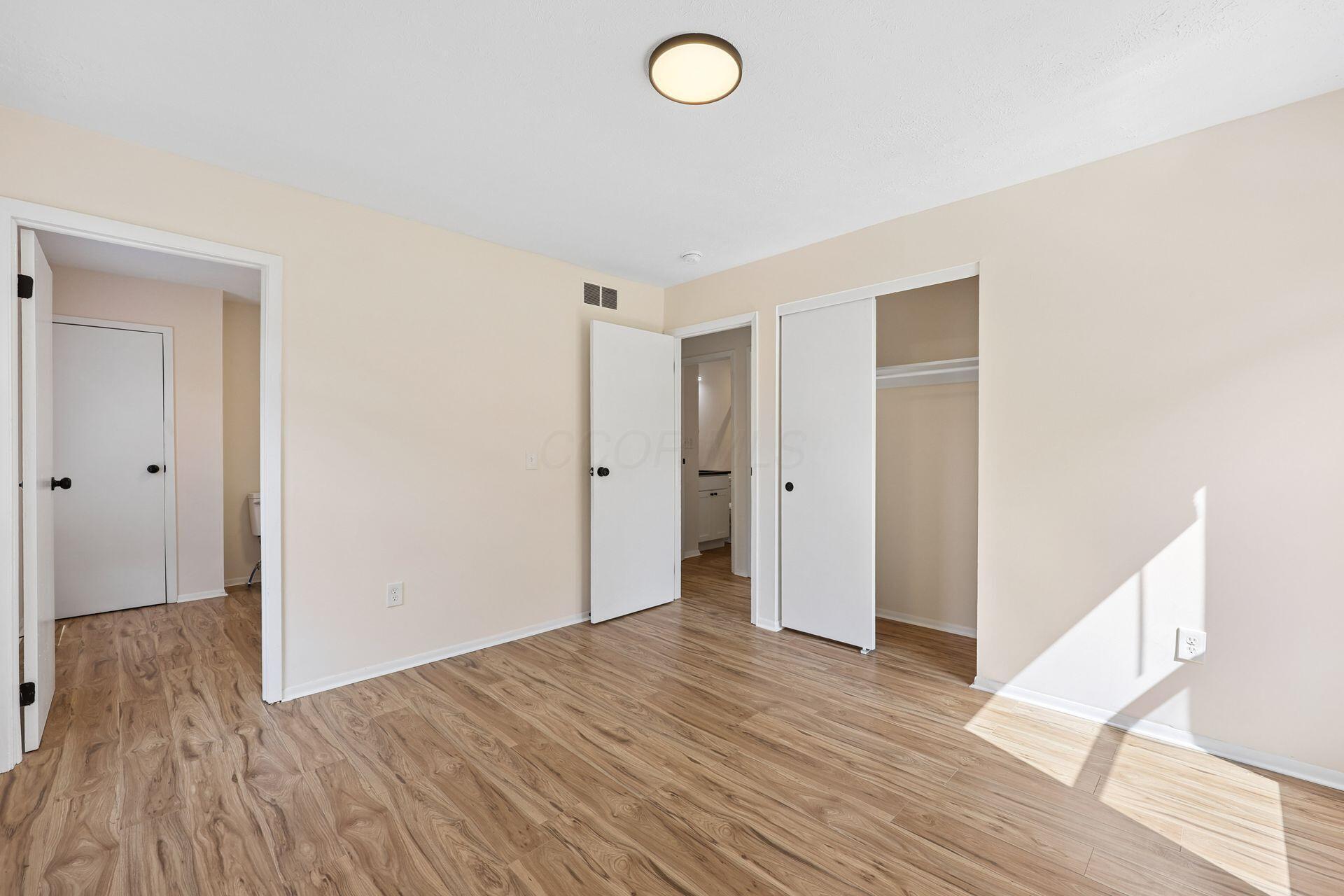 1455 E Deshler Avenue E Property Photo 23
