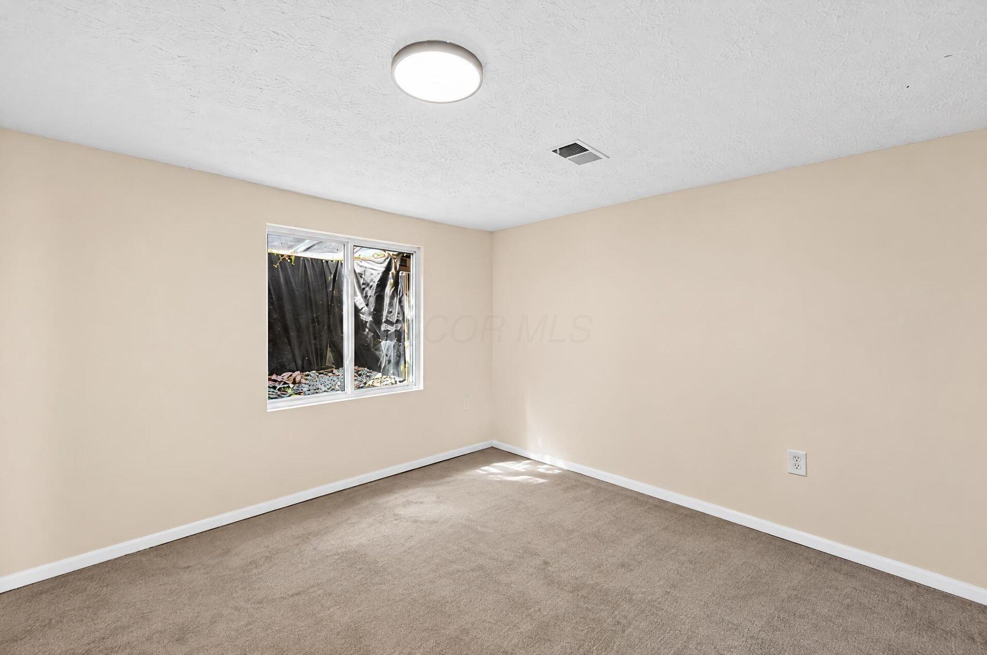 1455 E Deshler Avenue E Property Photo 44