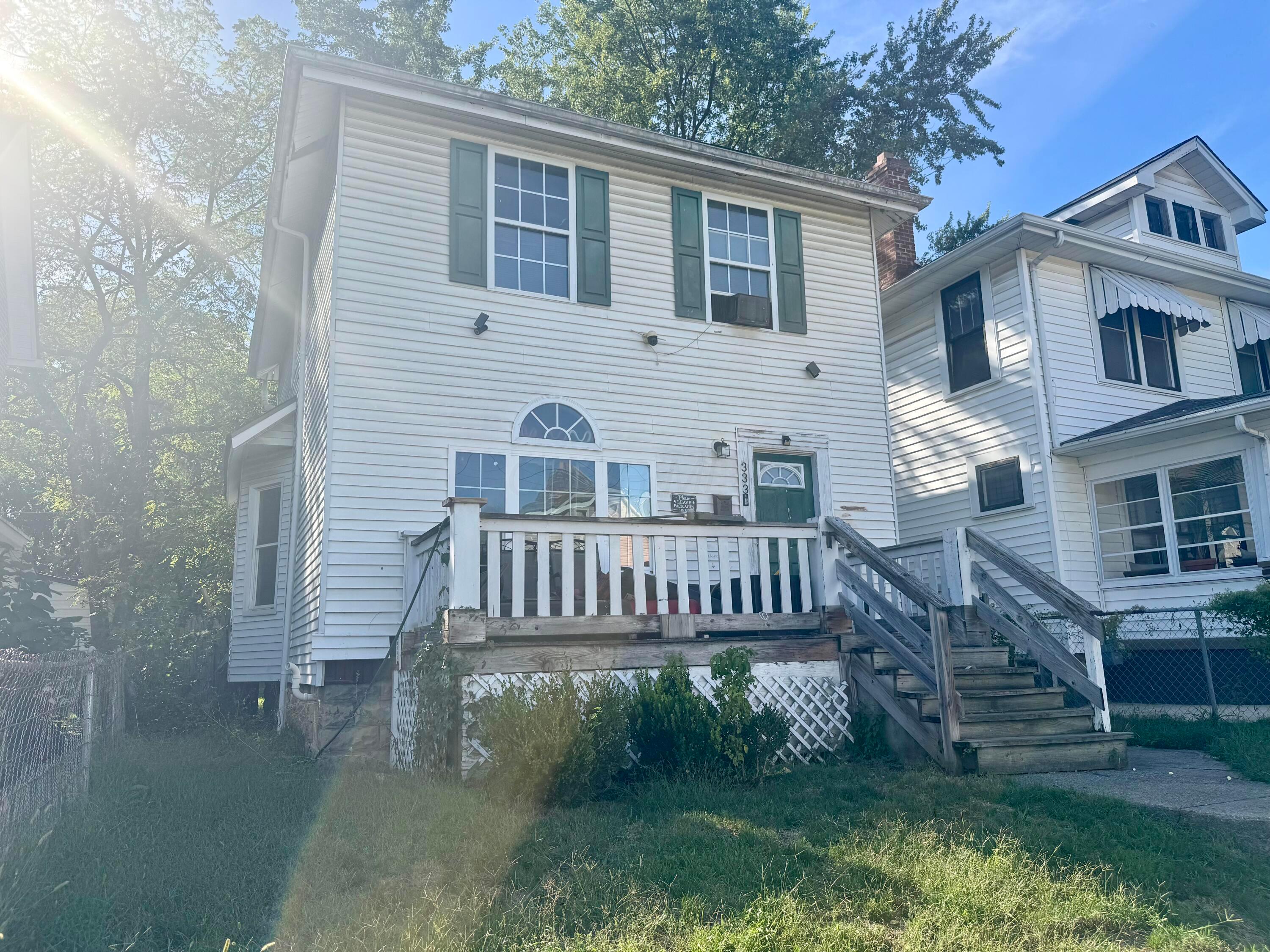 333 S Warren Avenue Property Photo 1