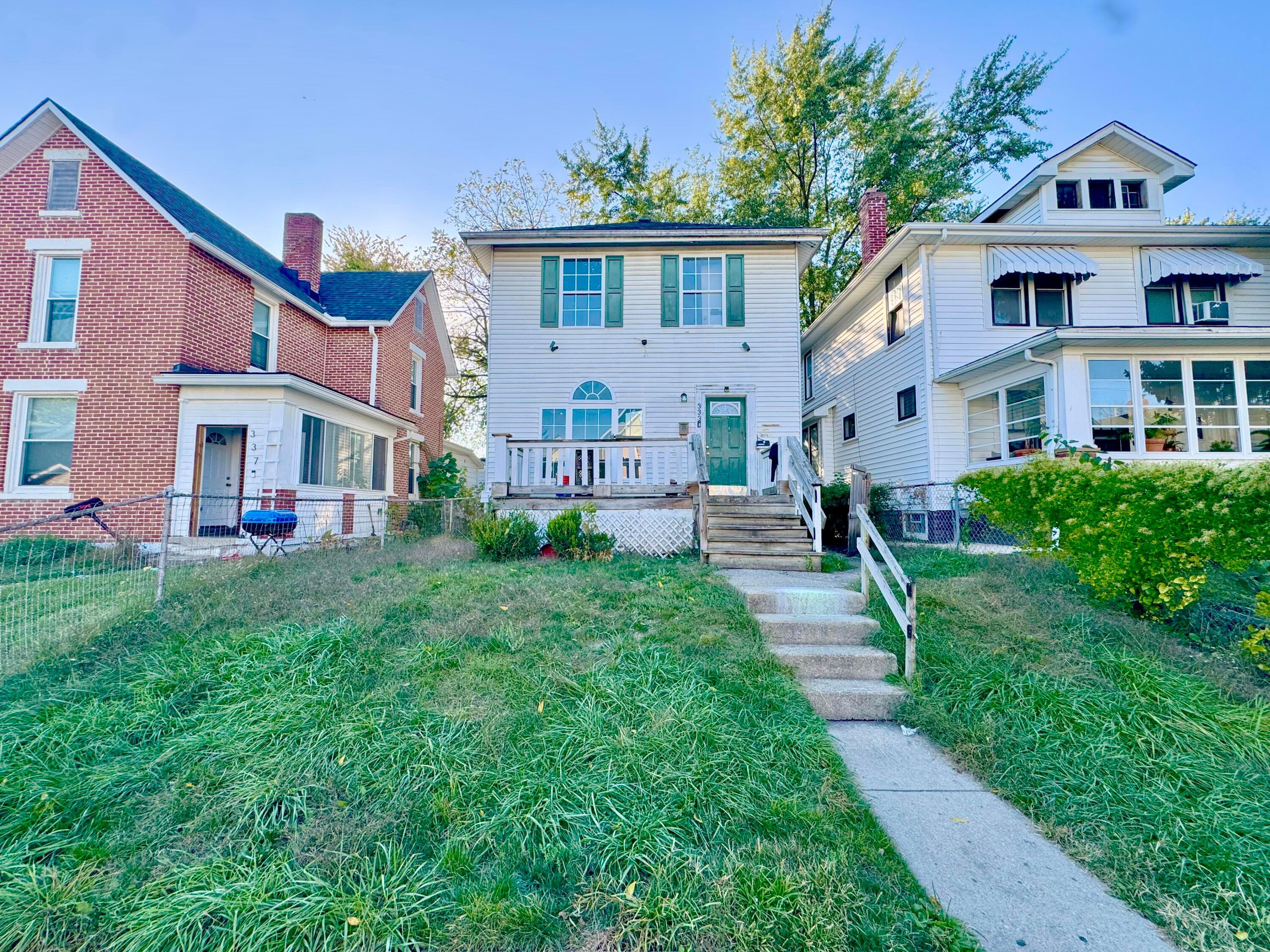 333 S Warren Avenue Property Photo 1