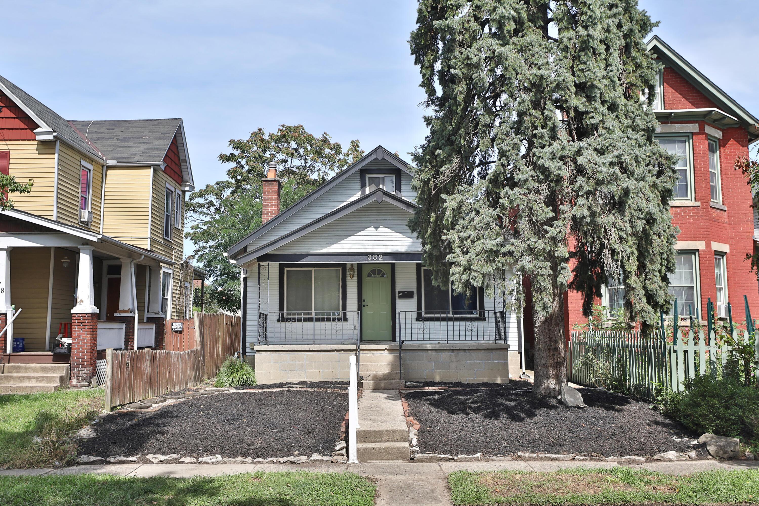 382 E Morrill Avenue Property Photo 1