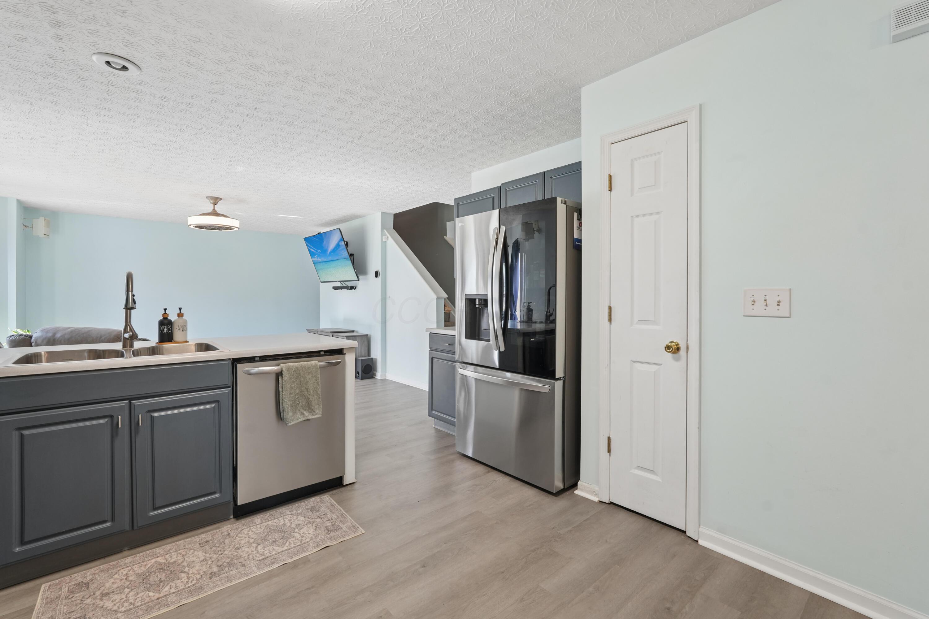 335 Edgemont Court Property Photo 15