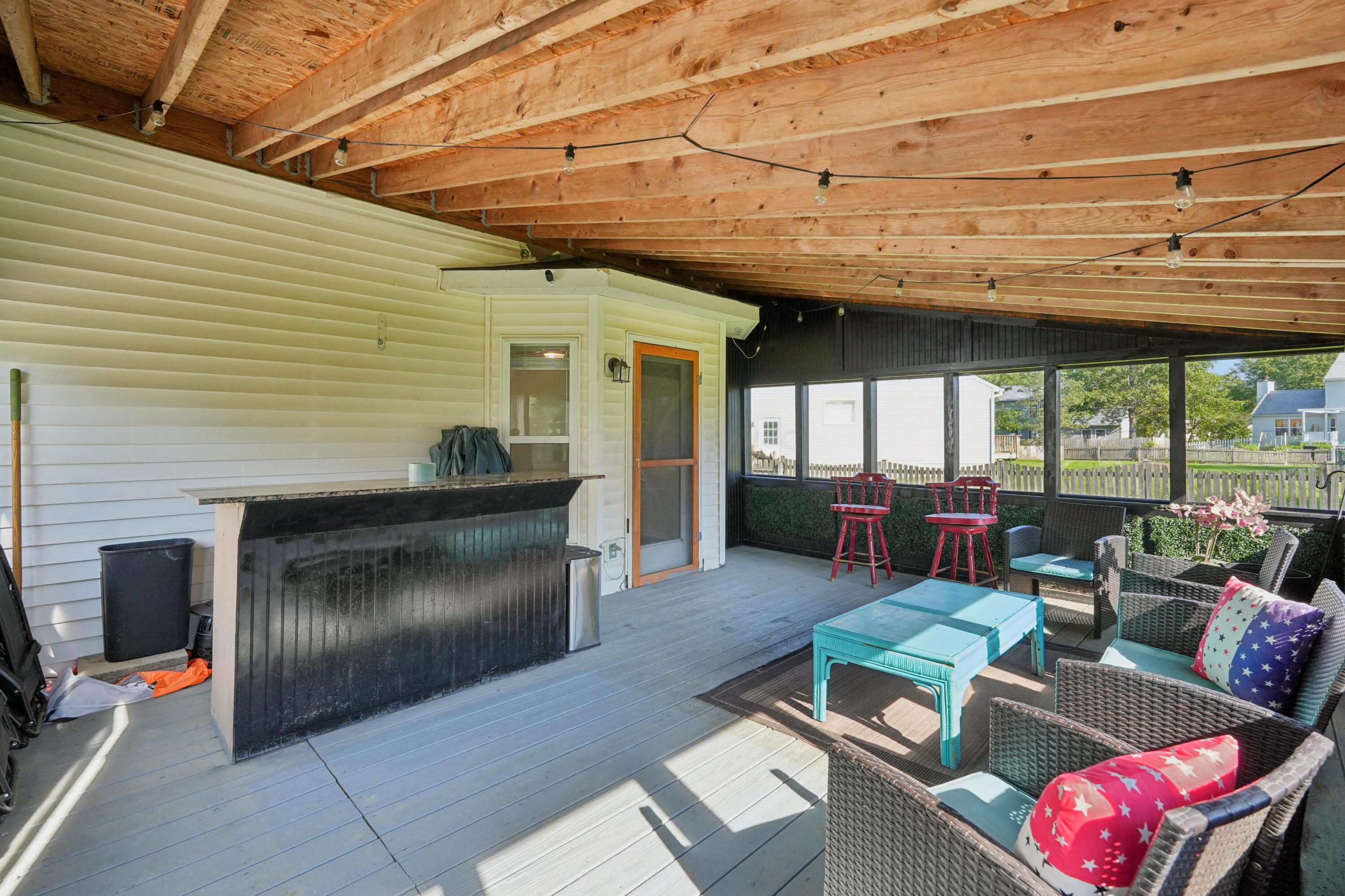 335 Edgemont Court Property Photo 41
