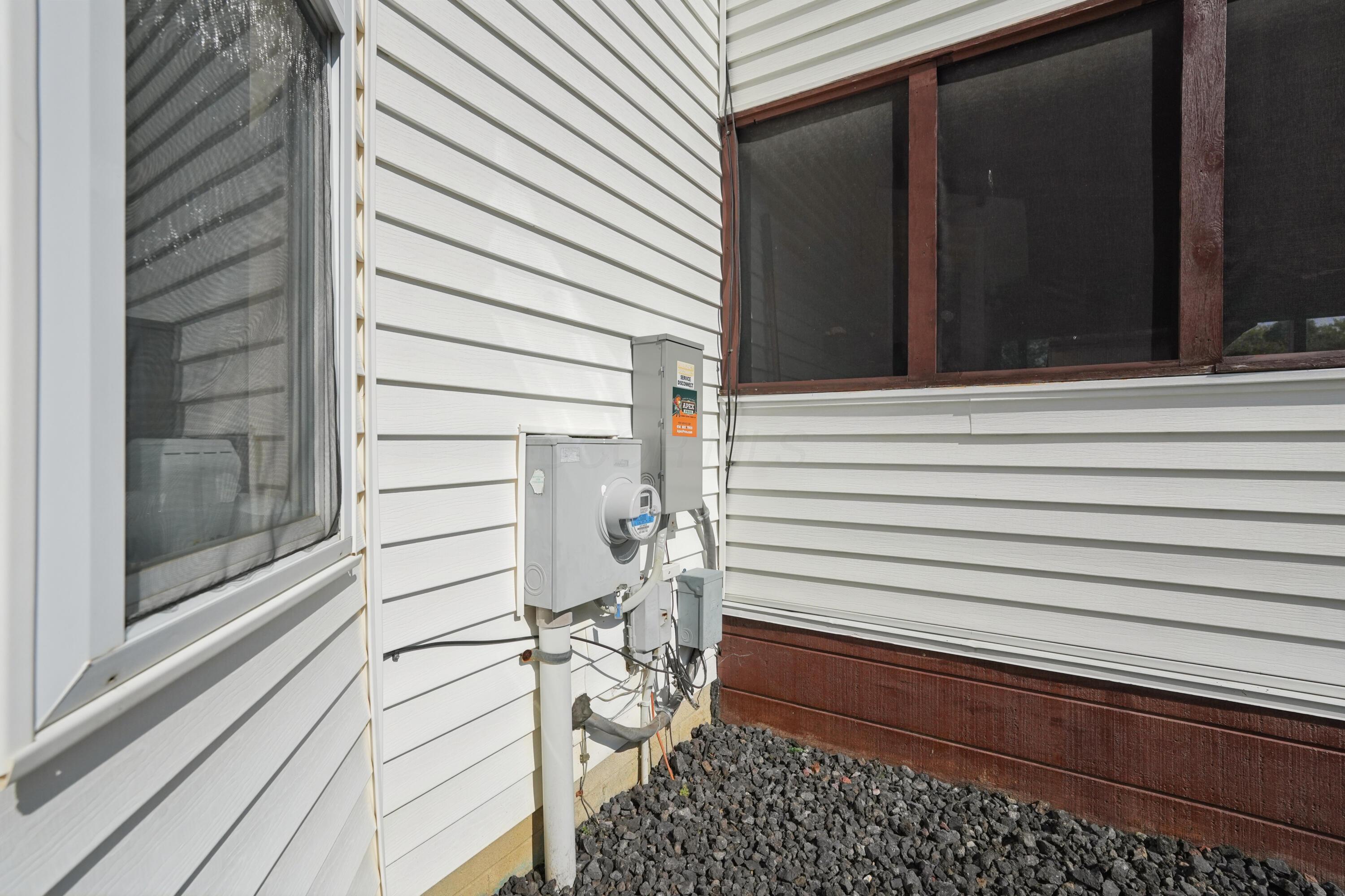 335 Edgemont Court Property Photo 42
