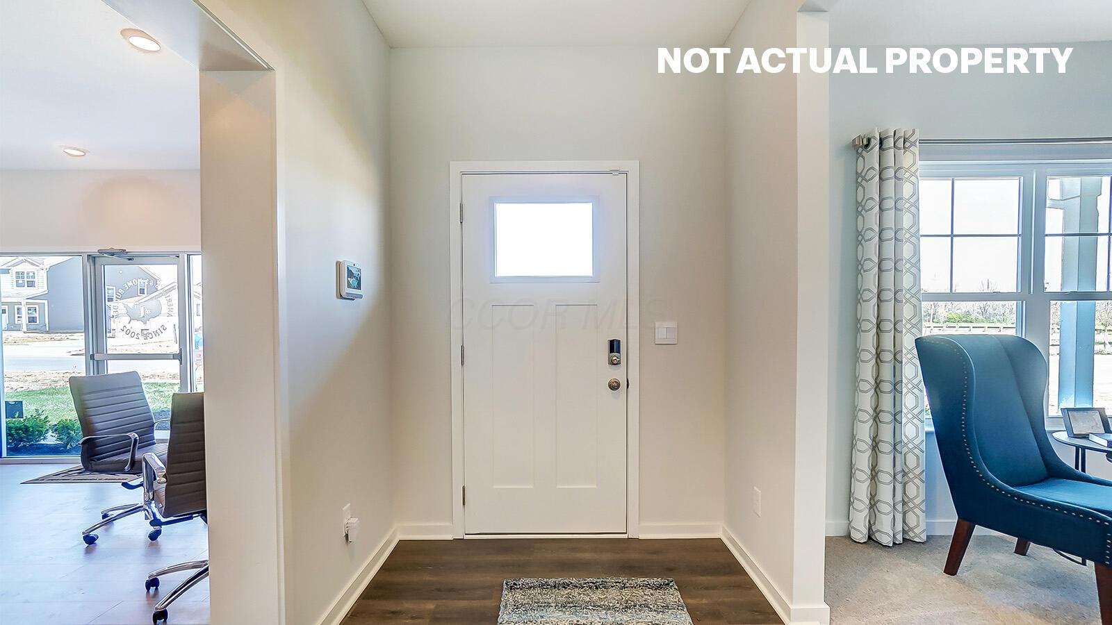 1200 Sherwood Loop Property Photo 2