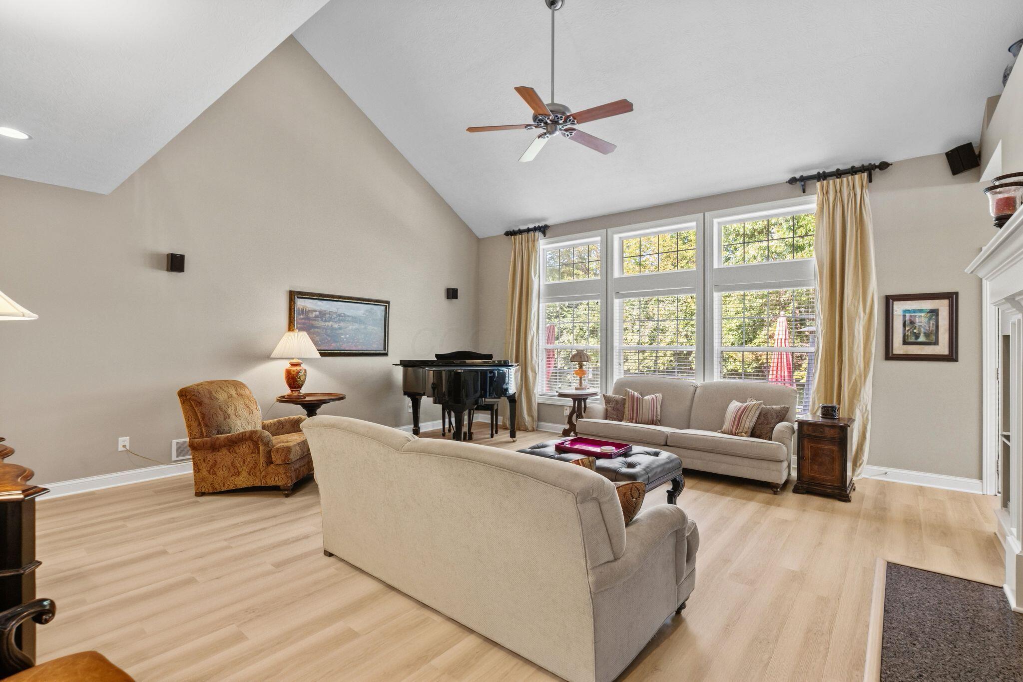 5852 Dunheath Loop Property Photo 23