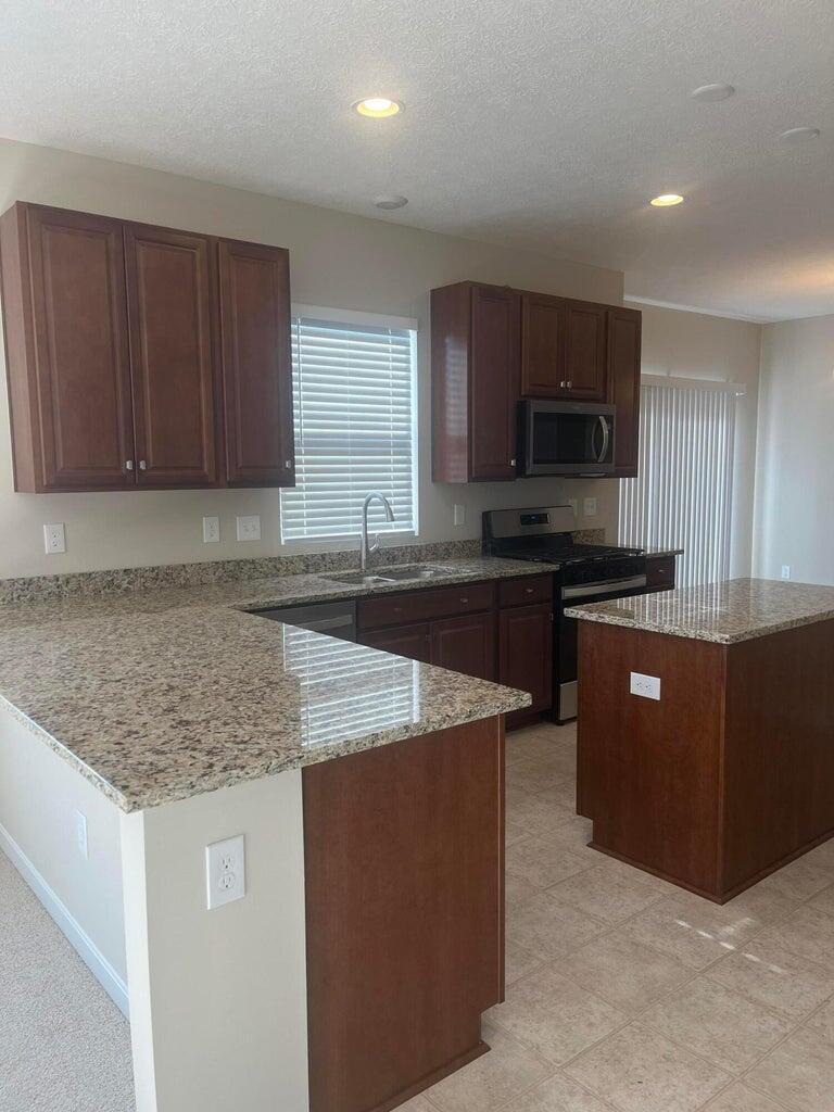 6613 Constitution Way Property Photo 5
