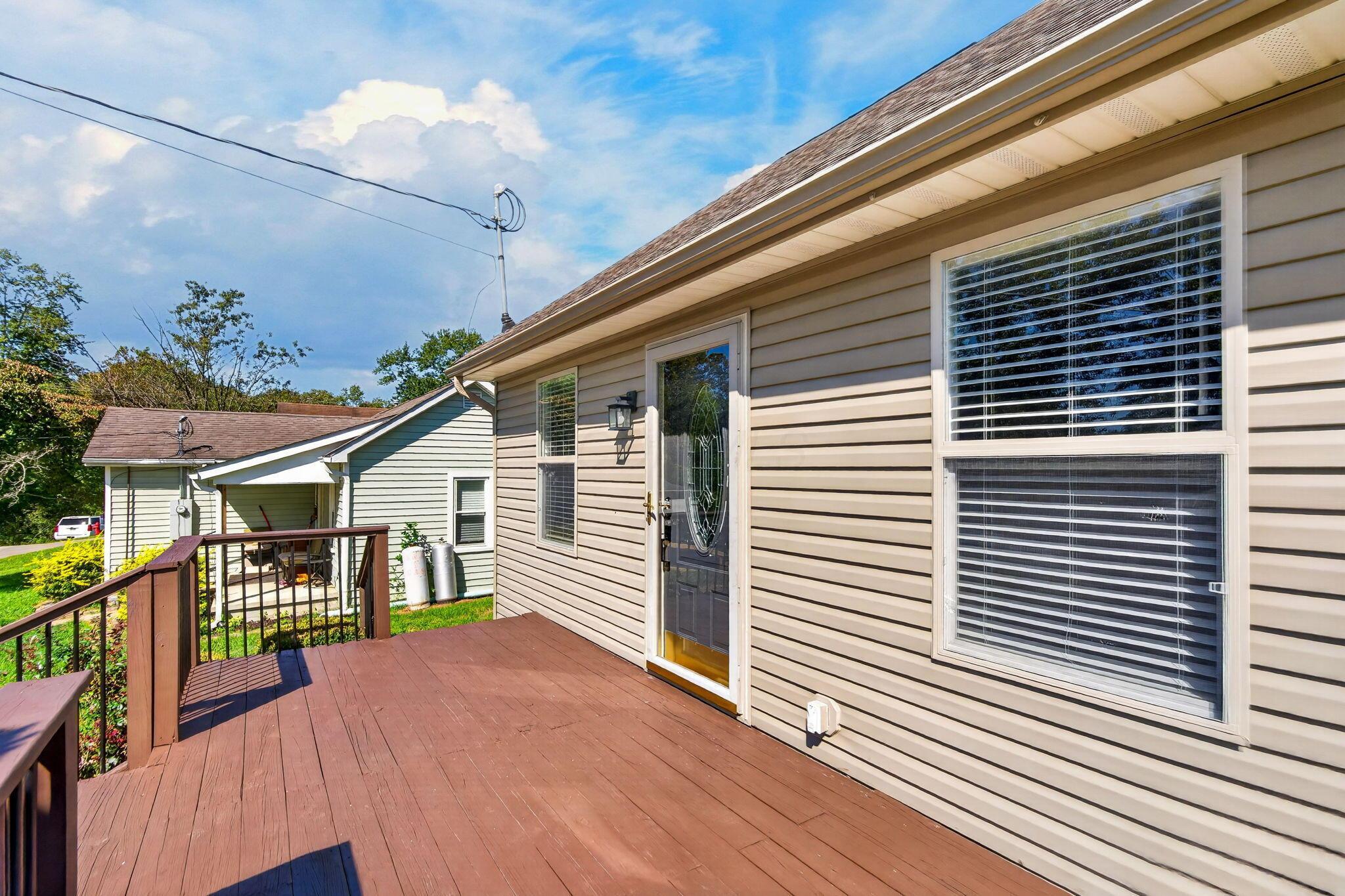 16 E Mitchell Street Property Photo 13
