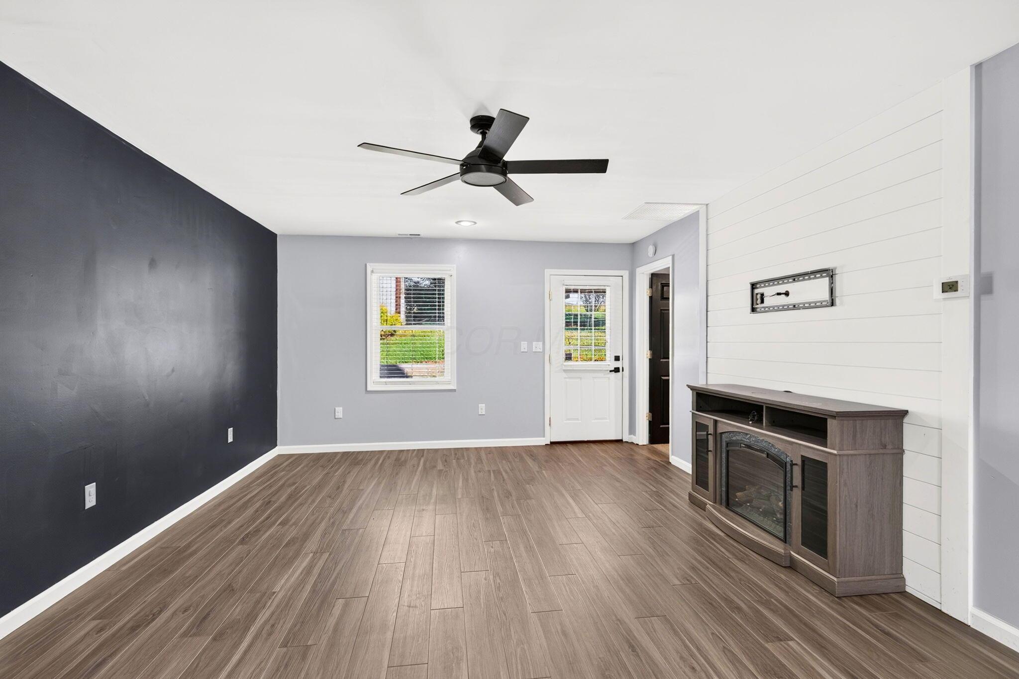 16 E Mitchell Street Property Photo 20