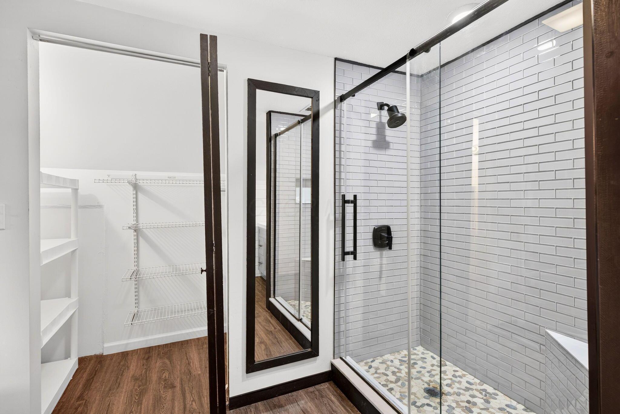 16 E Mitchell Street Property Photo 43