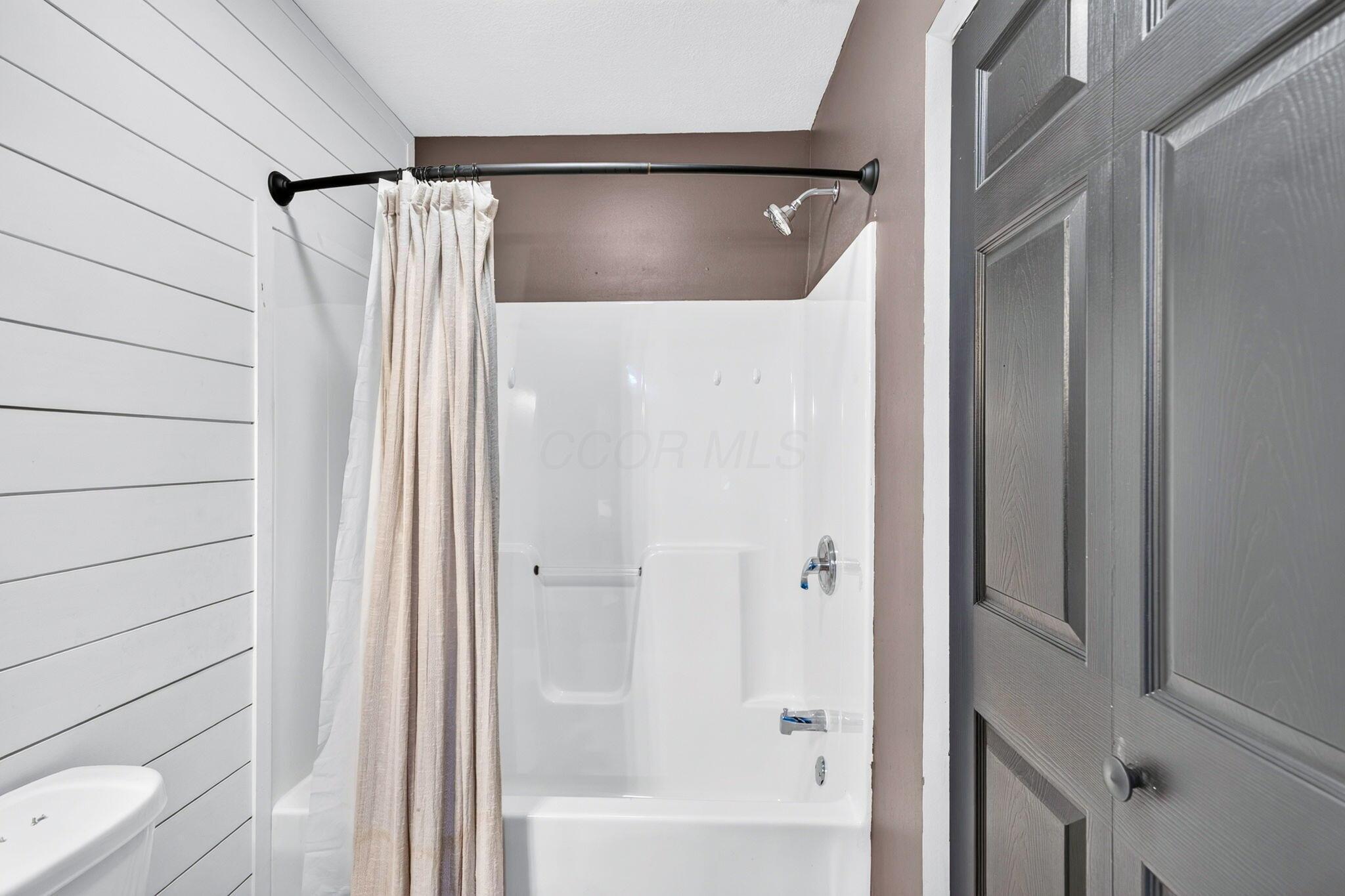 16 E Mitchell Street Property Photo 46