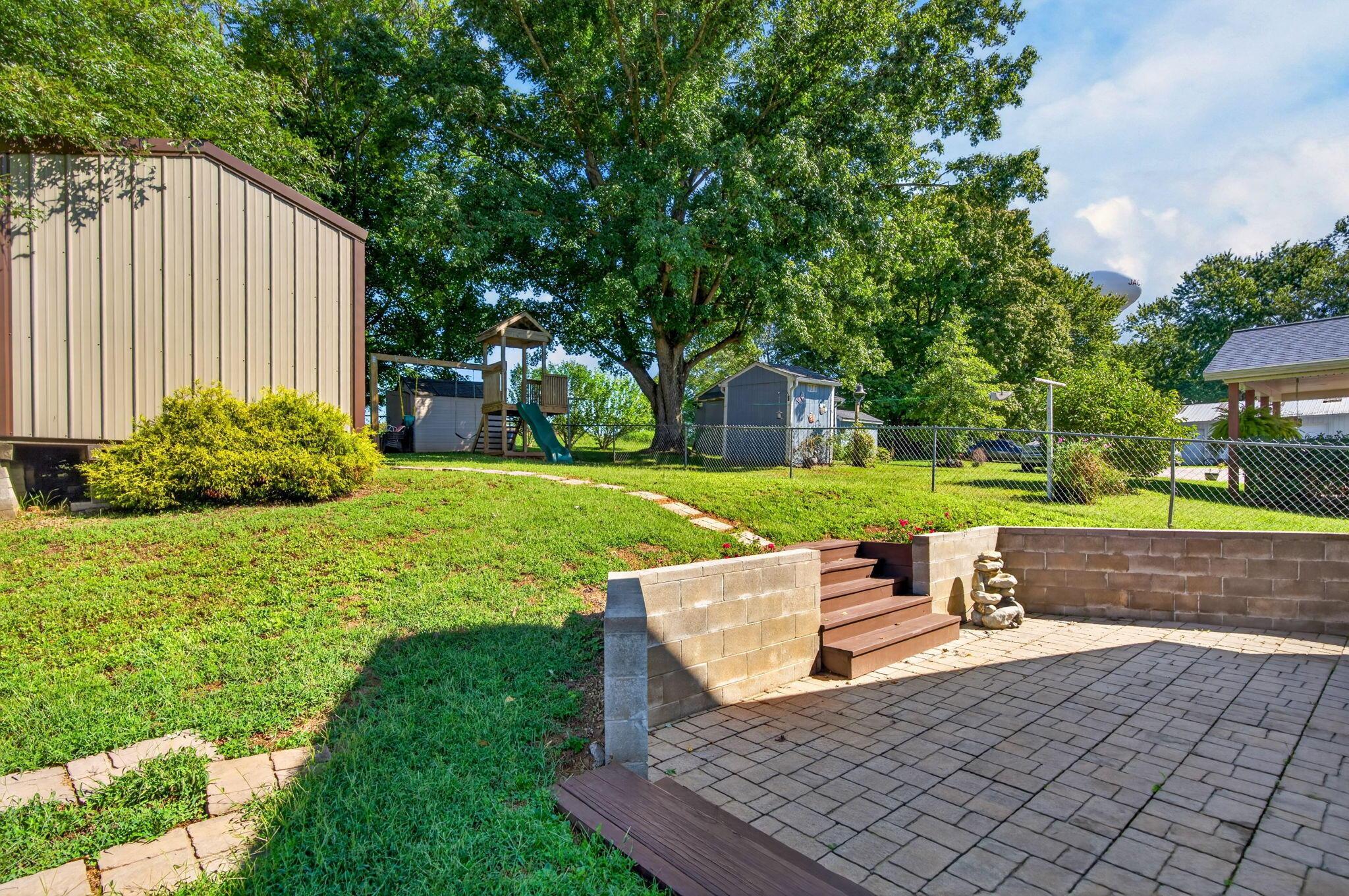 16 E Mitchell Street Property Photo 49
