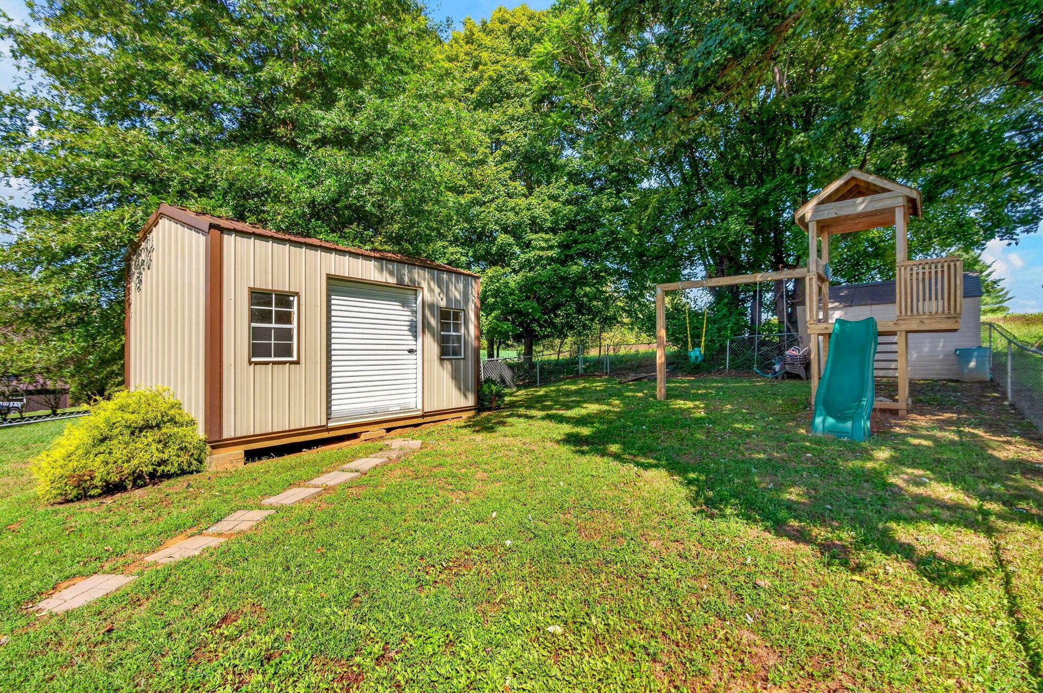 16 E Mitchell Street Property Photo 53