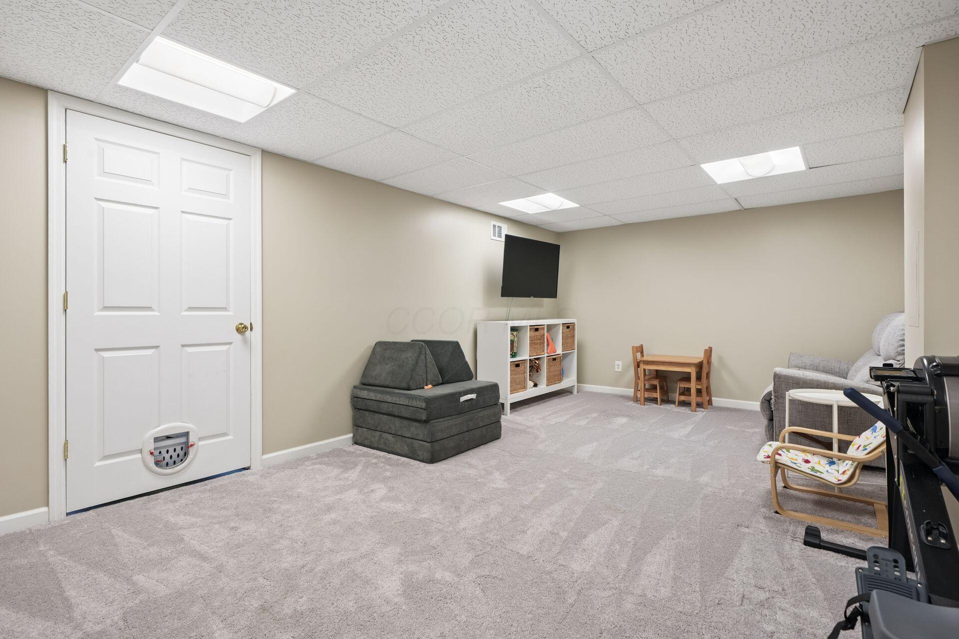 3794 Ravens Glen Drive Property Photo 18