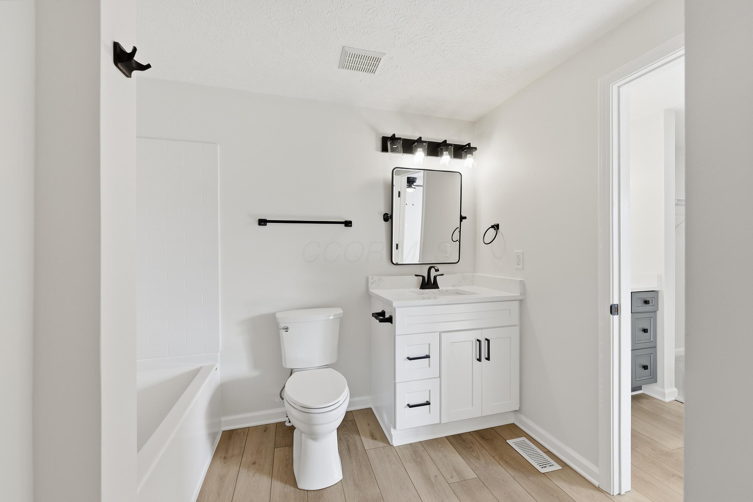 8702 Glencanyon Drive Property Photo 25