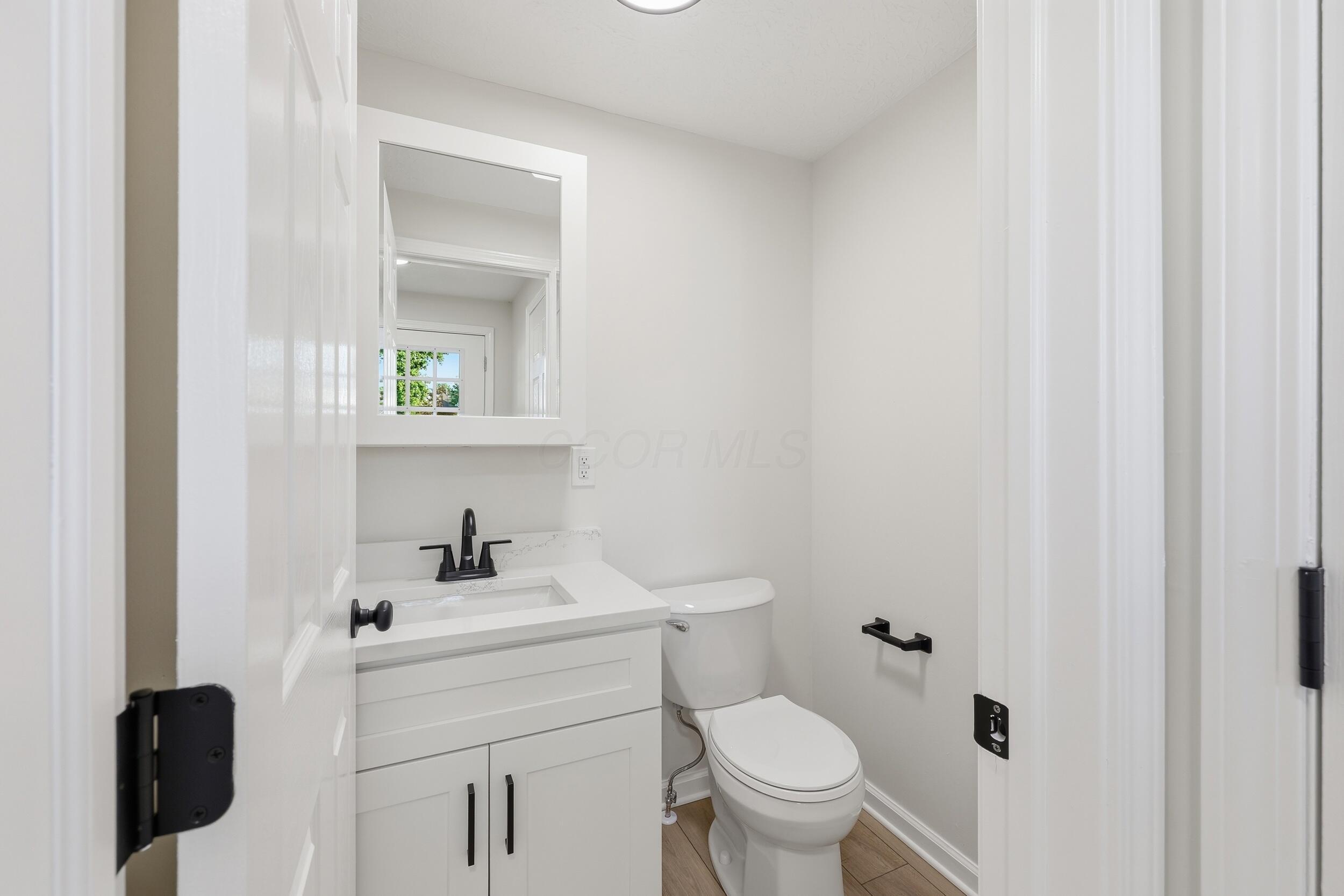 8702 Glencanyon Drive Property Photo 30