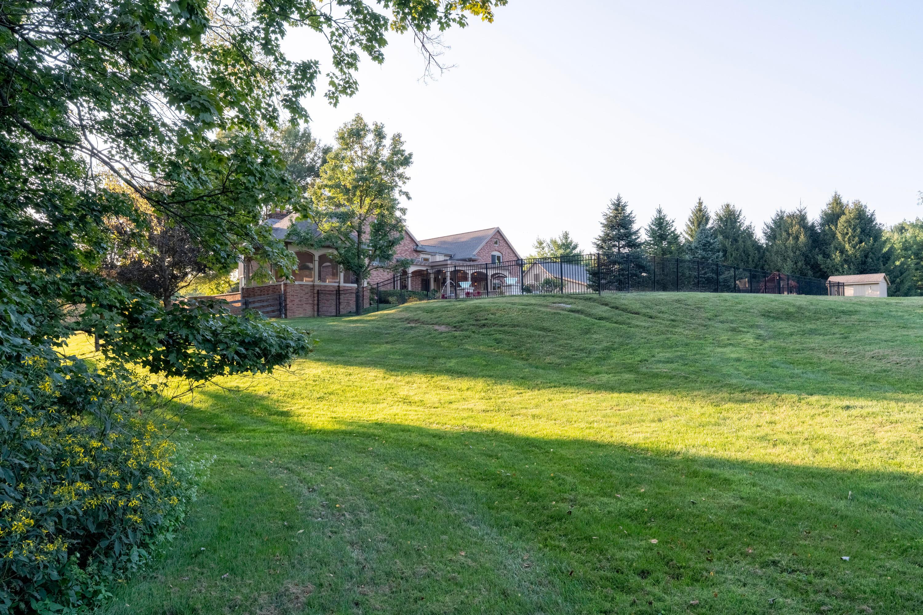 7601 Perry Road Property Photo 15