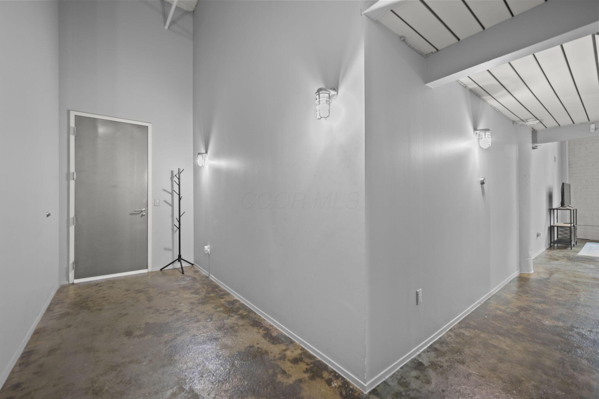 60 E Spring Street, 223 Property Photo 11