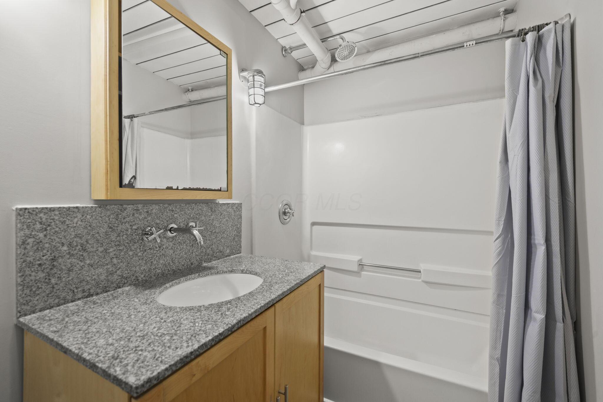 60 E Spring Street, 223 Property Photo 17